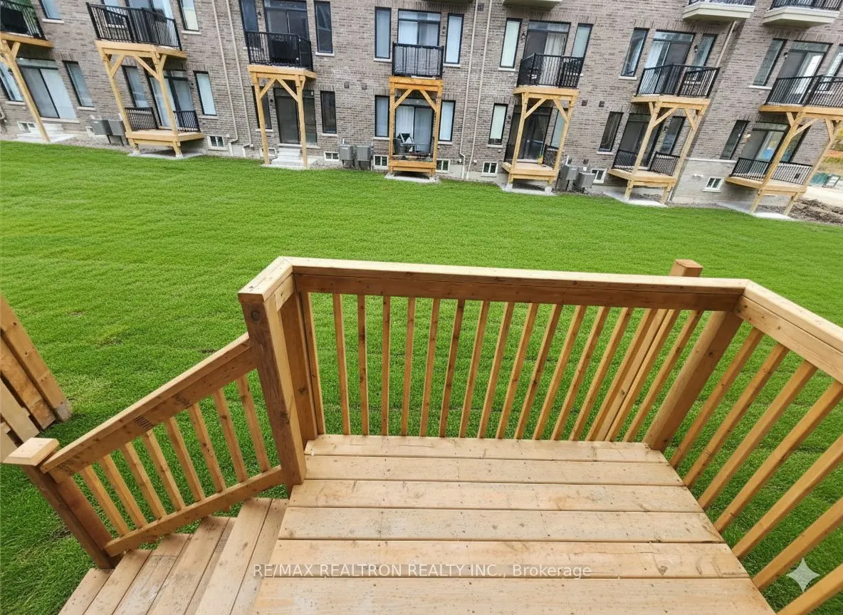 8 Royal Collection Wy Way