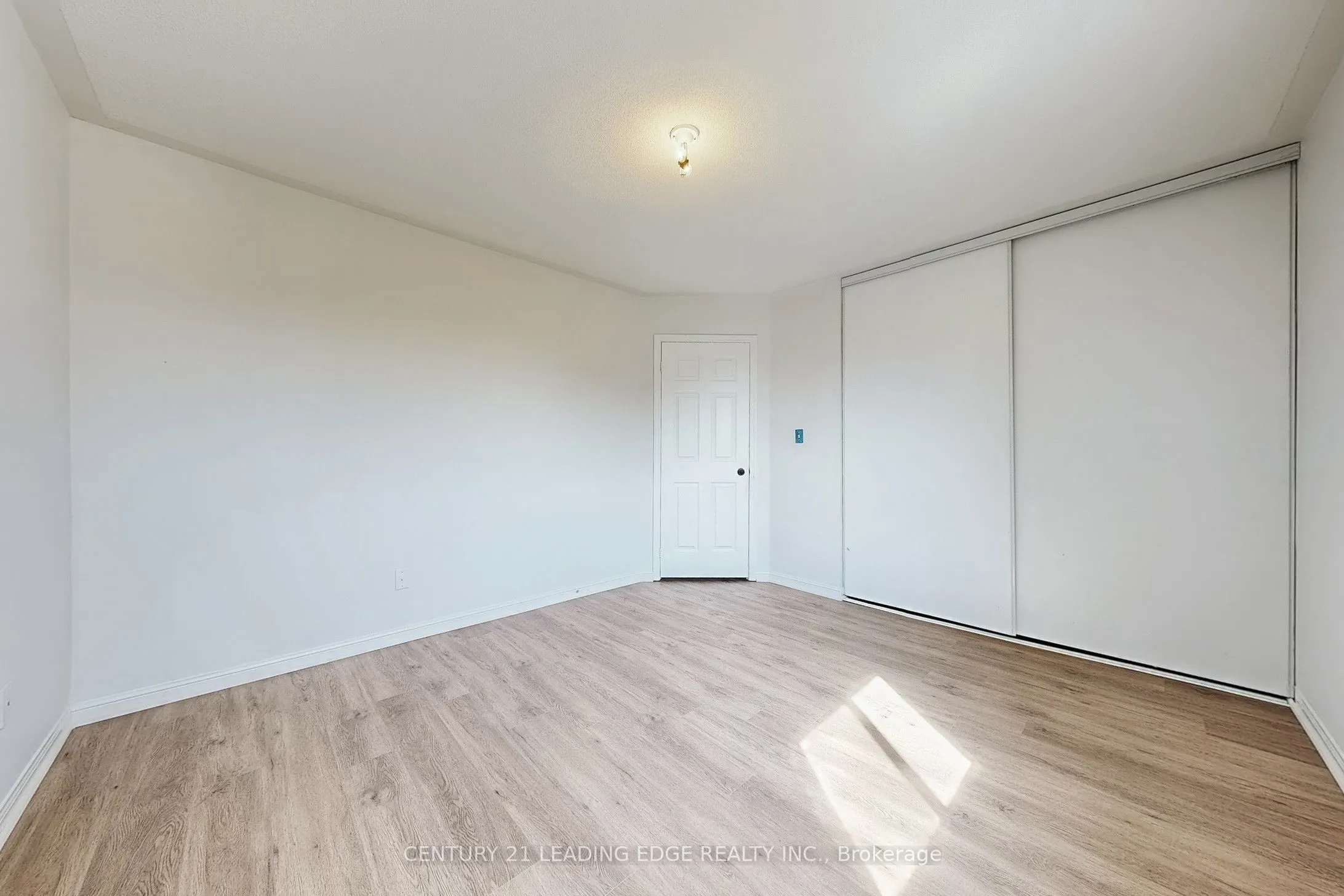 17 Pitfield Avenue