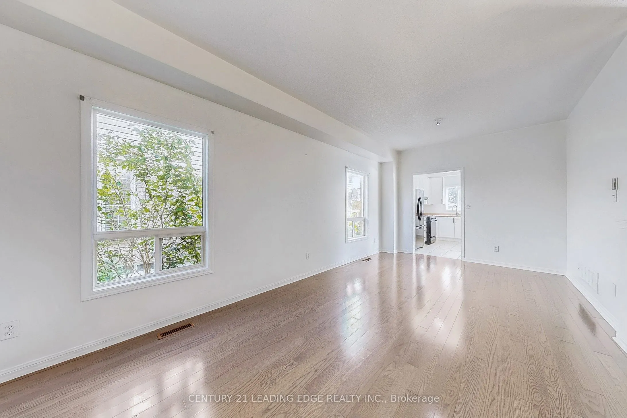 17 Pitfield Avenue