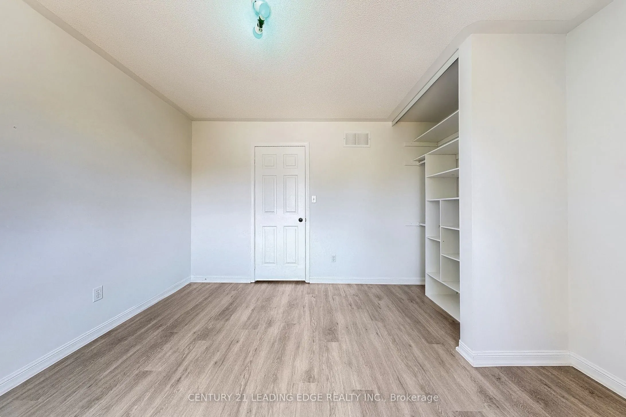 17 Pitfield Avenue