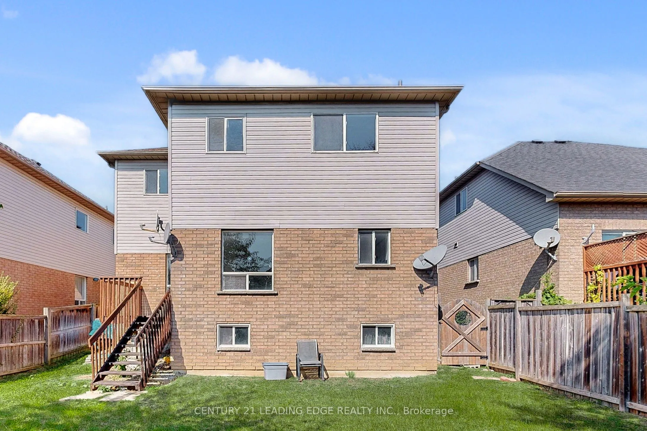17 Pitfield Avenue