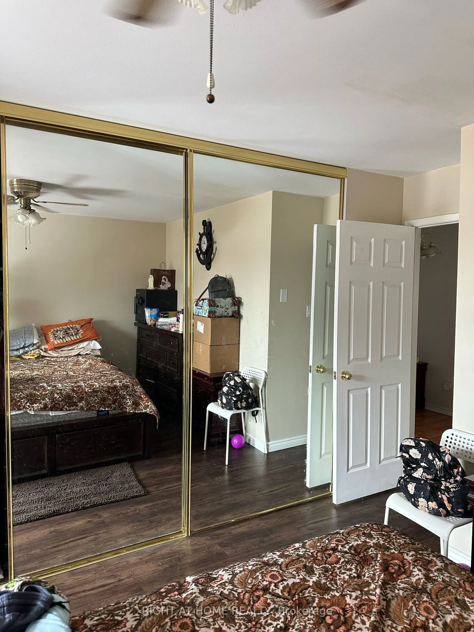 3409 st.clair Avenue E, #1