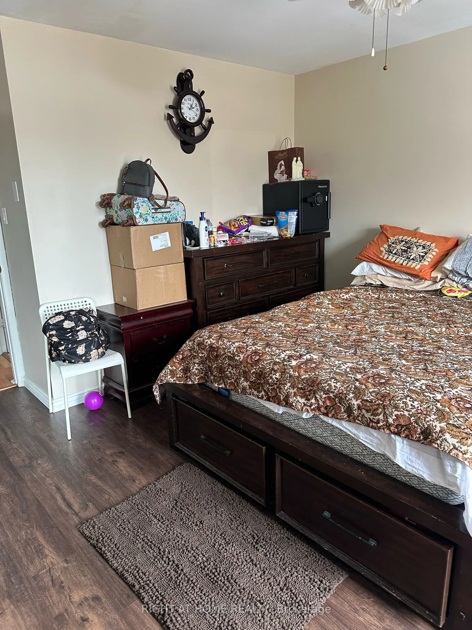 3409 st.clair Avenue E, #1