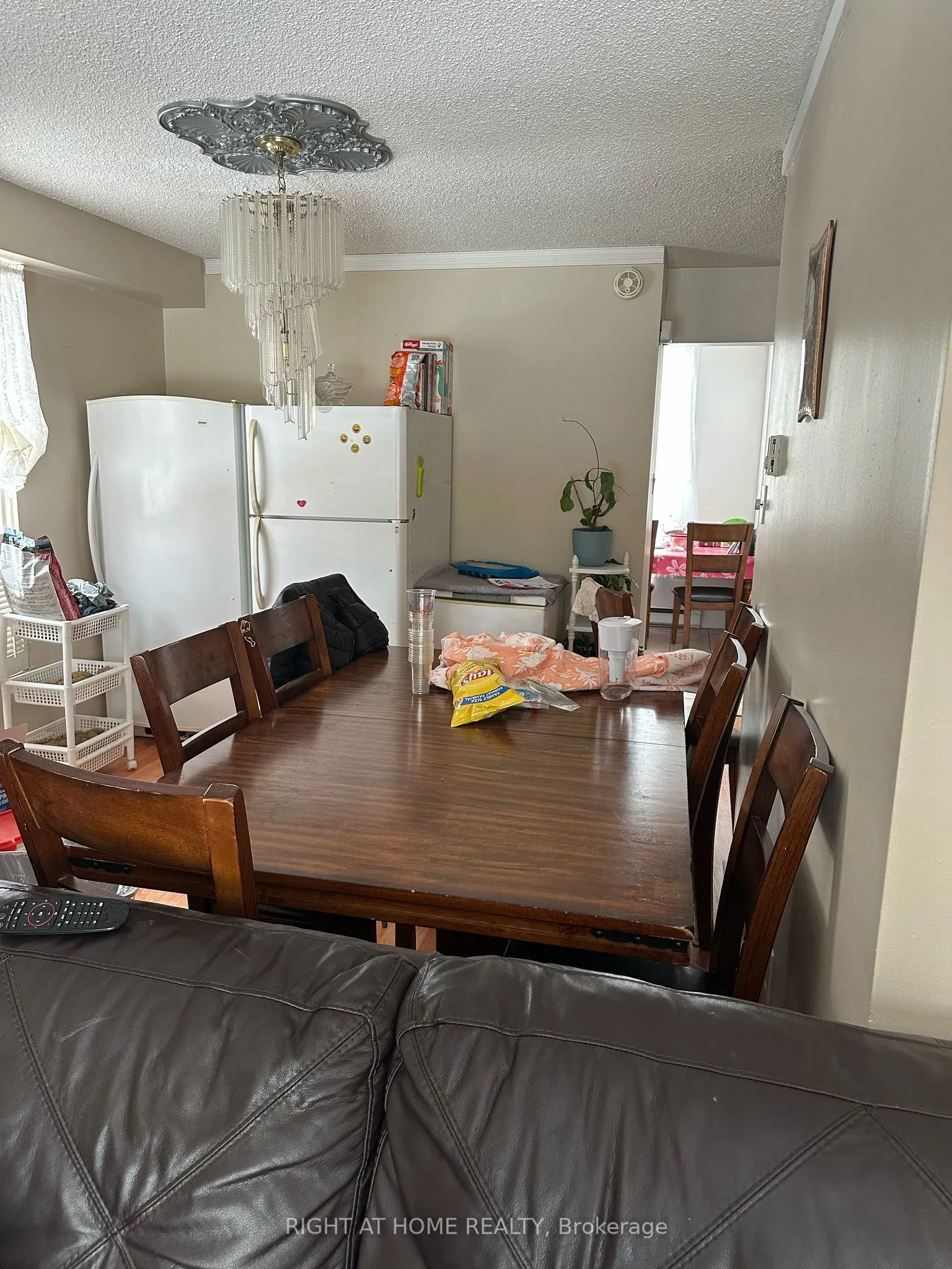 3409 st.clair Avenue E, #1