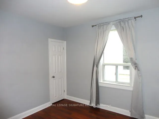 327 Wolverleigh Boulevard