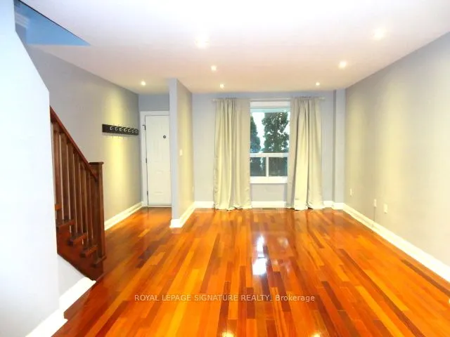 327 Wolverleigh Boulevard