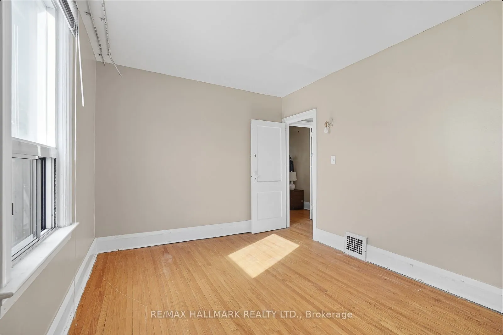 533 Milverton Boulevard