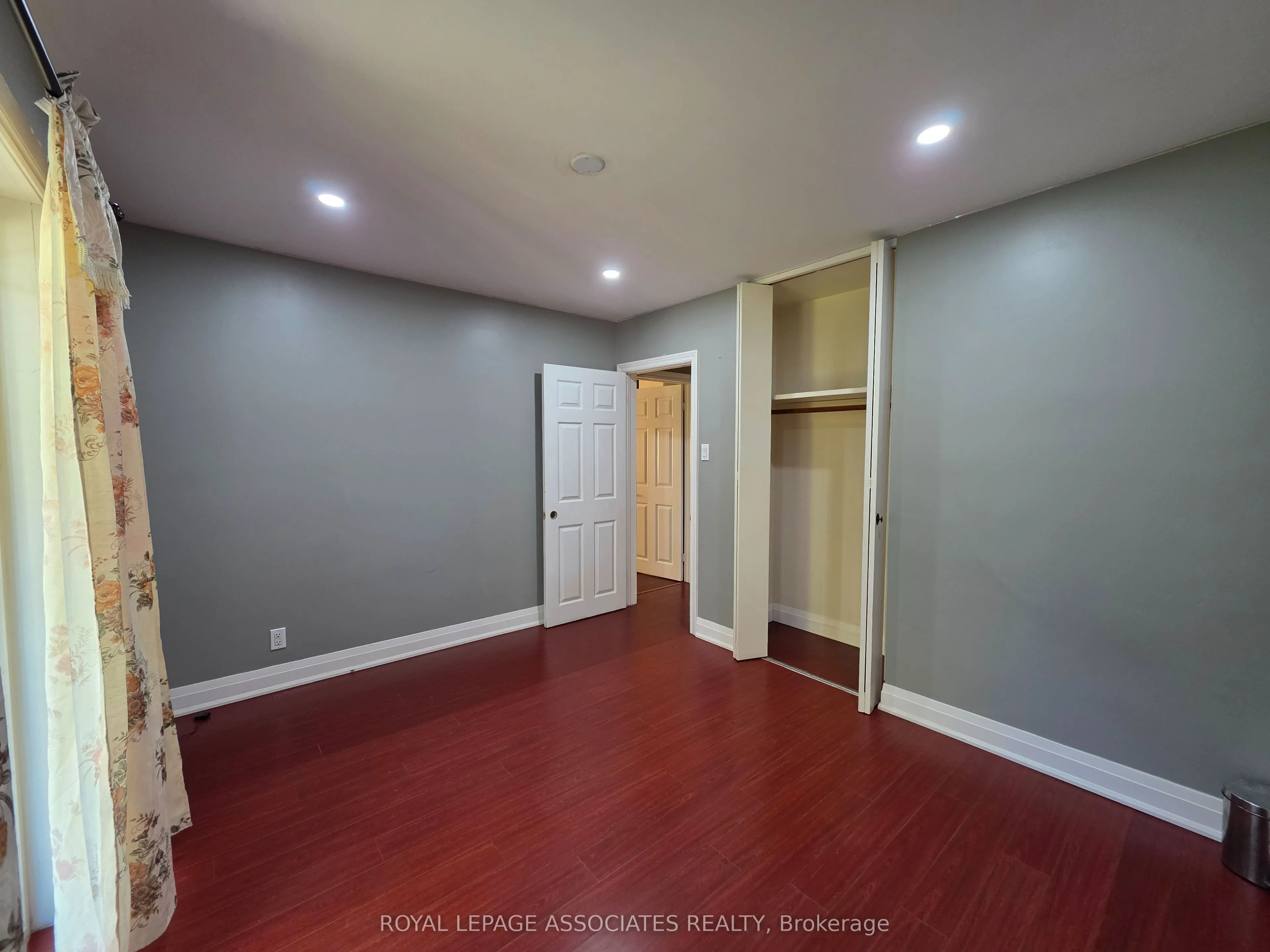 33 Kilbride Road