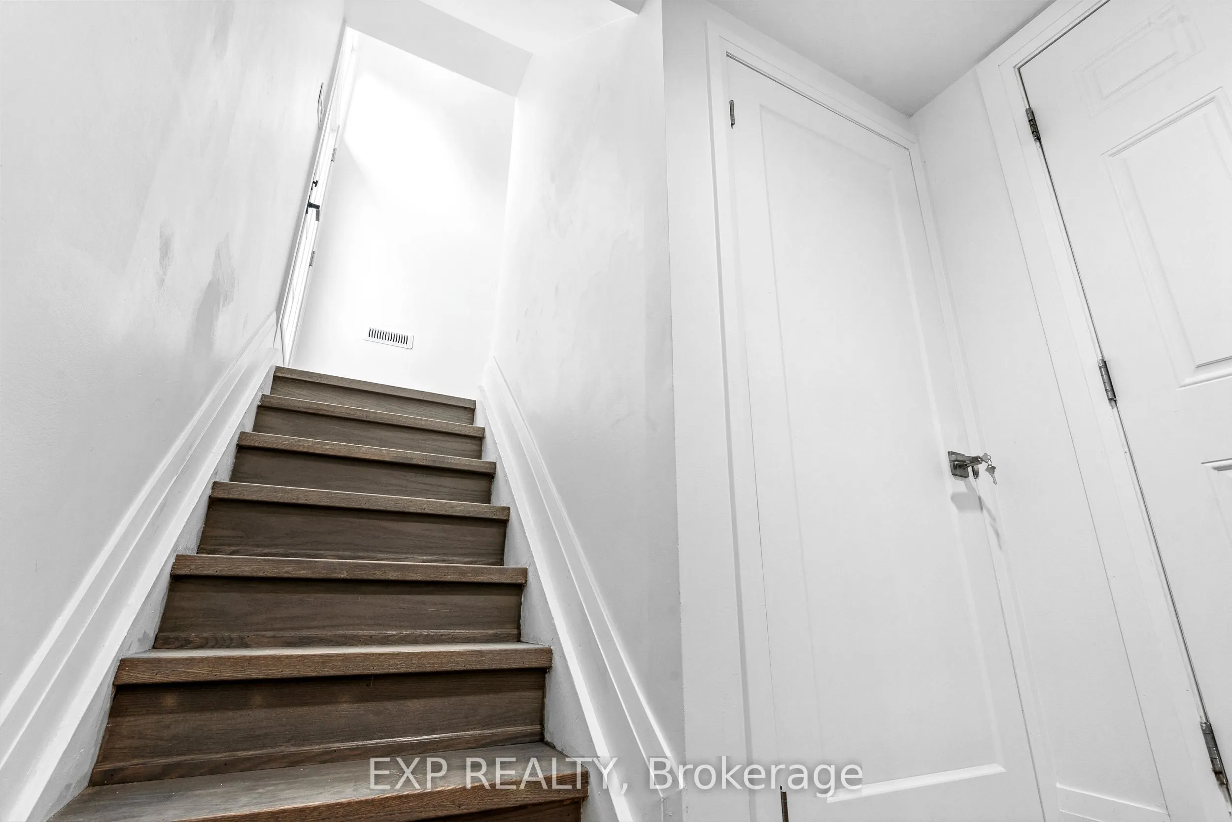 5 Midcroft Drive