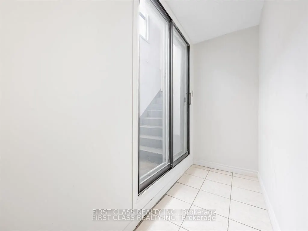 4 Heaslip Terrace, #Basement
