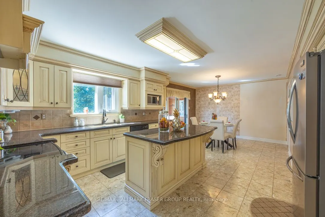 37 Leah Crescent