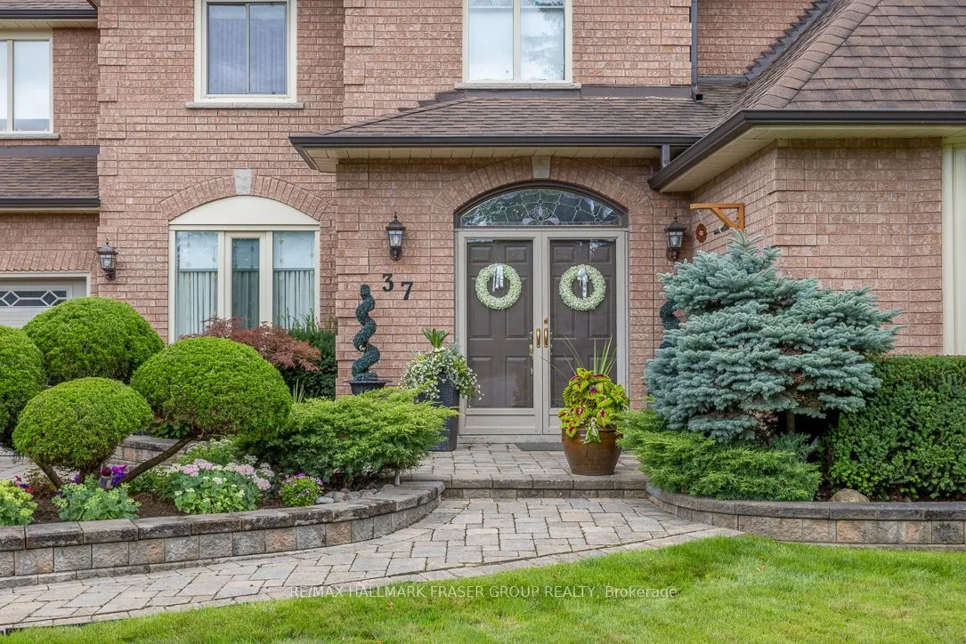 37 Leah Crescent