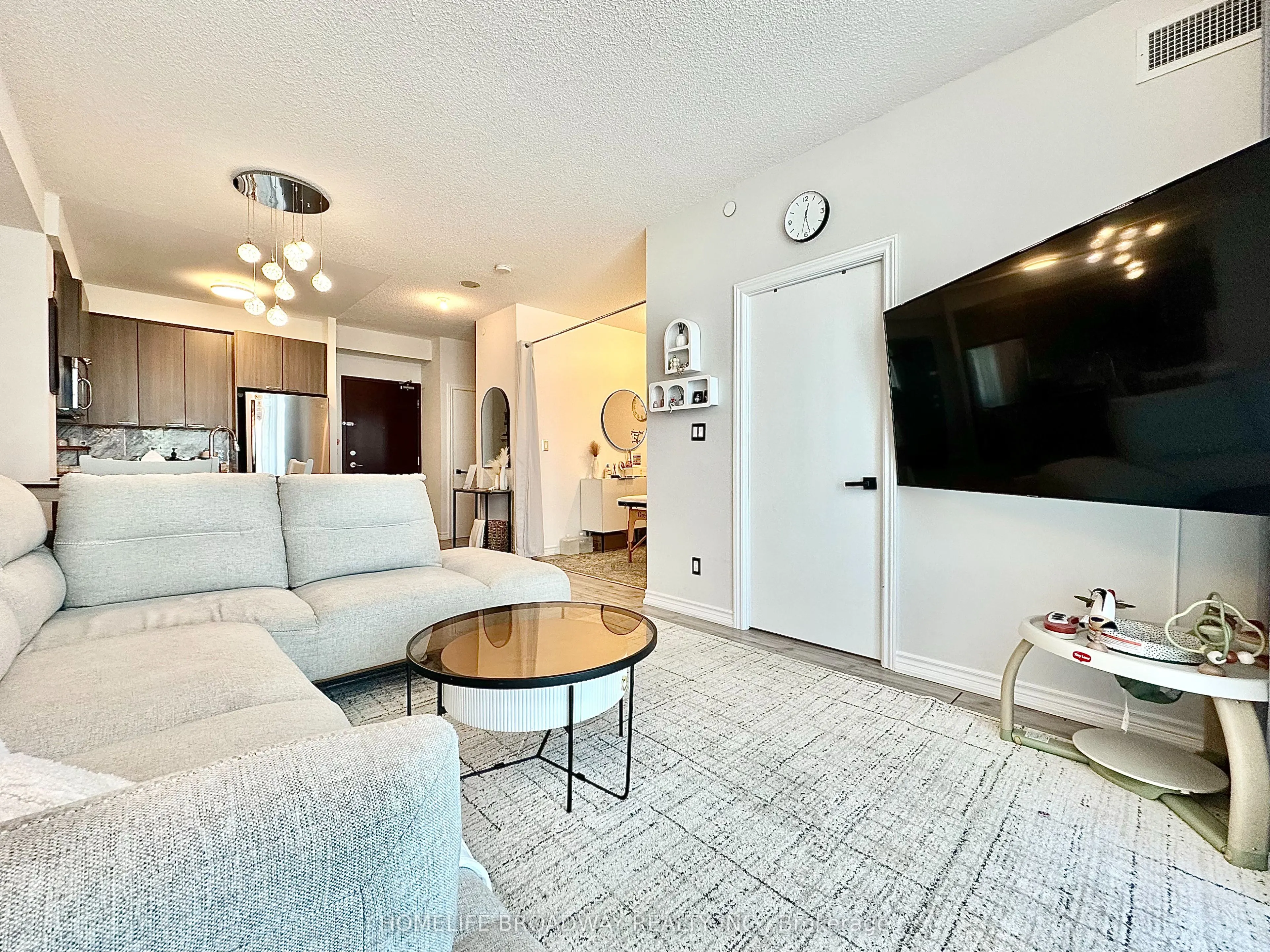 1328 Birchmount Road, #1604