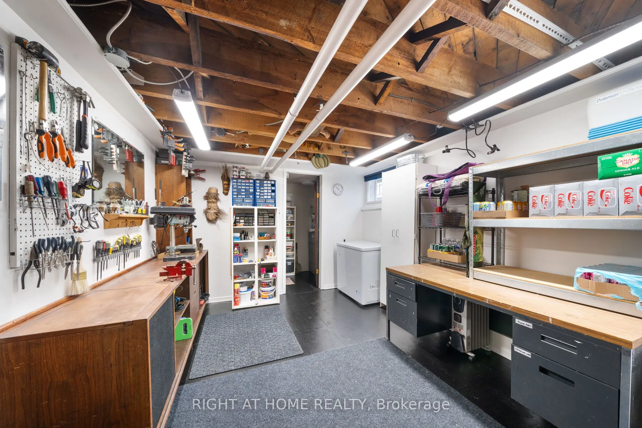 739 Albert Street