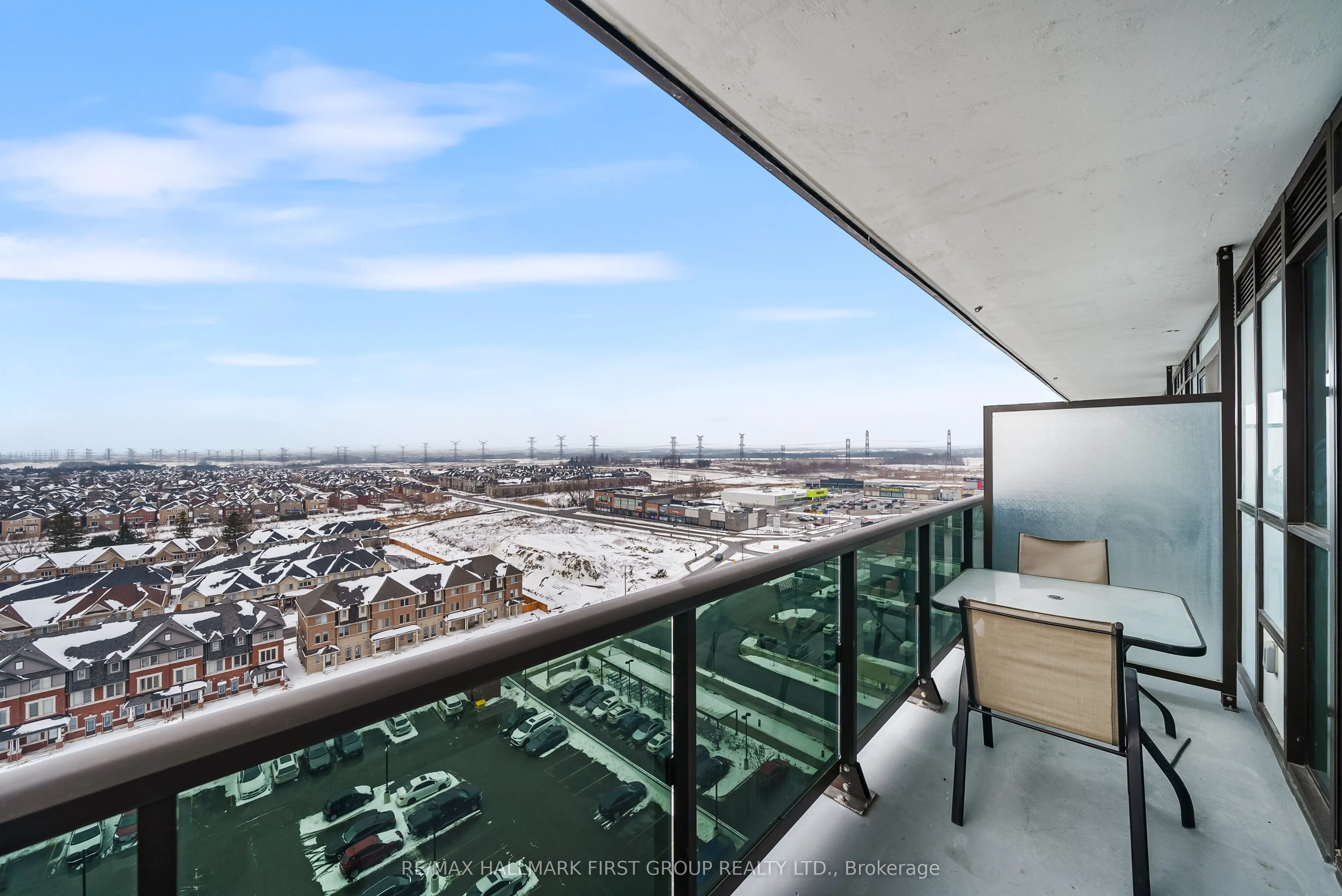 2550 Simcoe Street N, #1220