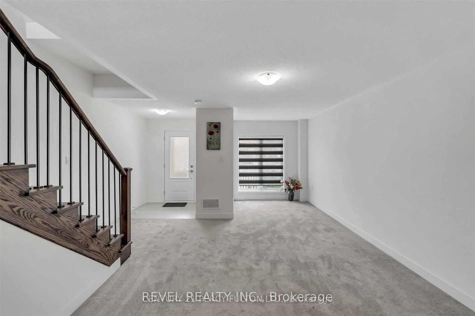 21 Donald Fleming Way