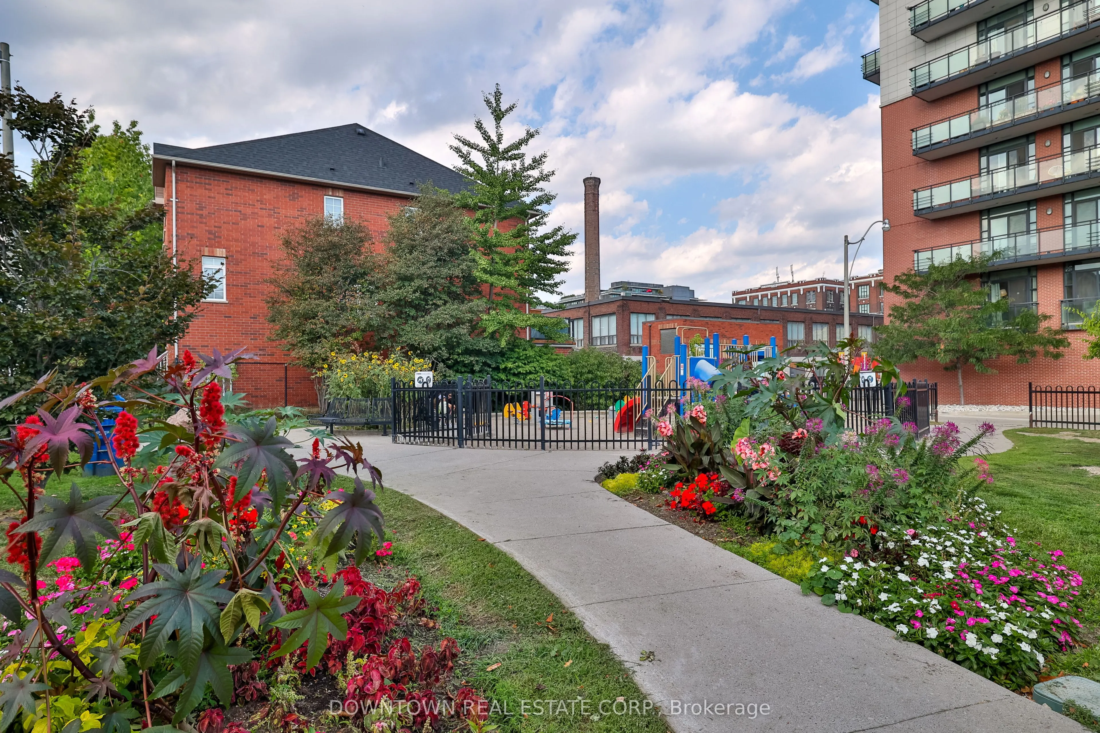 53 Colgate Avenue, #404