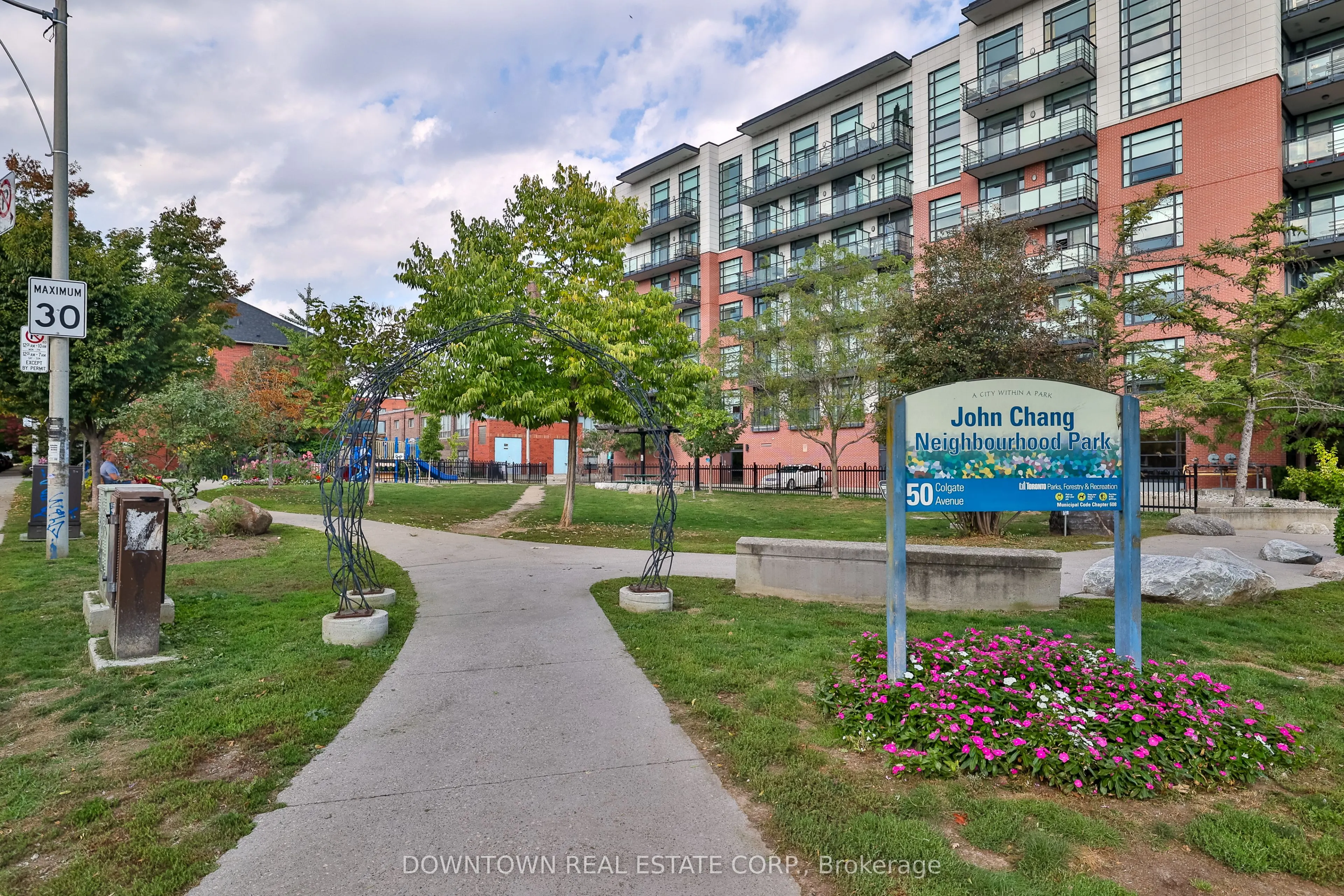 53 Colgate Avenue, #404
