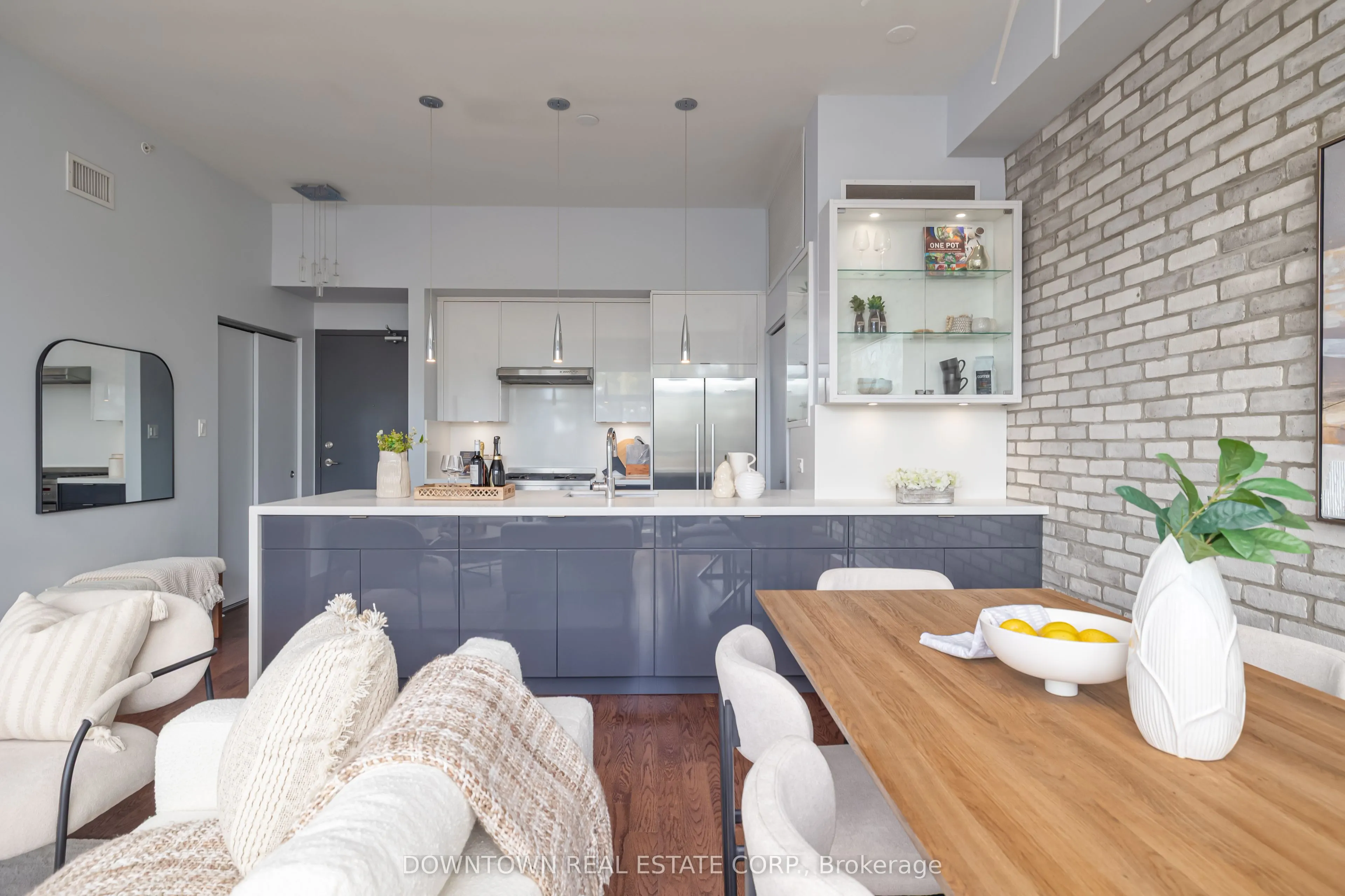 53 Colgate Avenue, #404