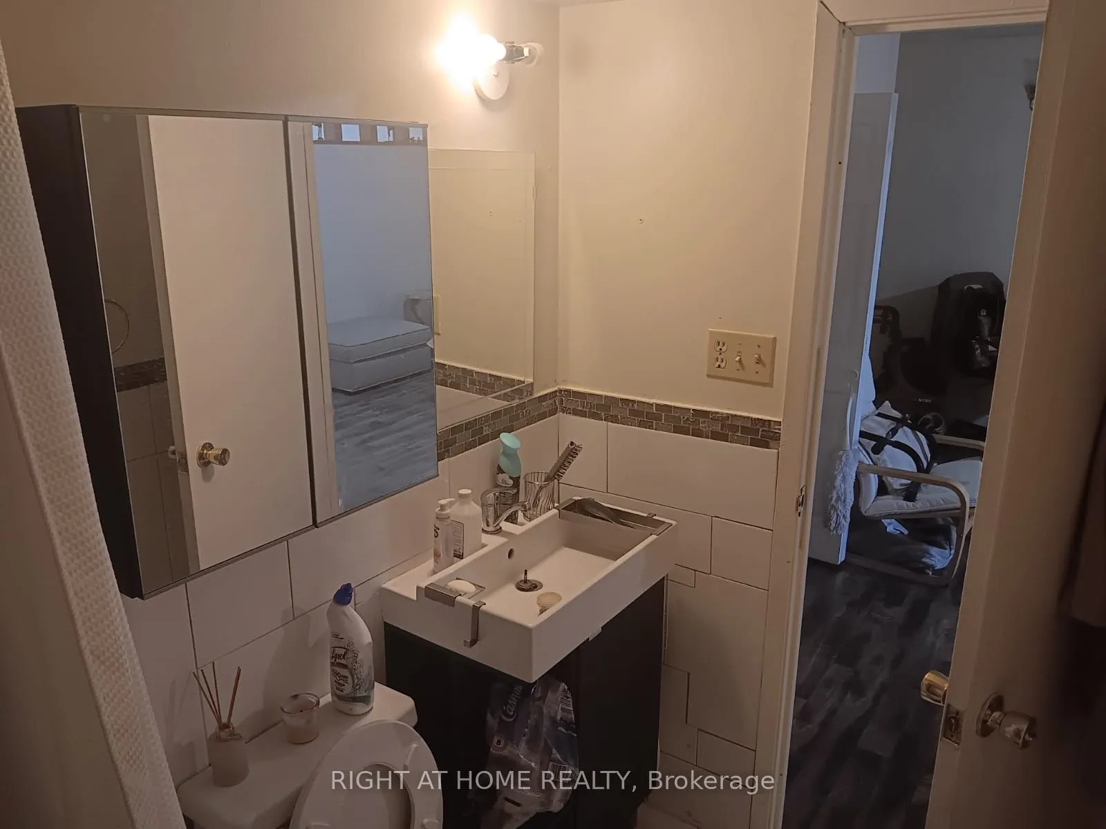 39 KIMBERCROFT Court, #603