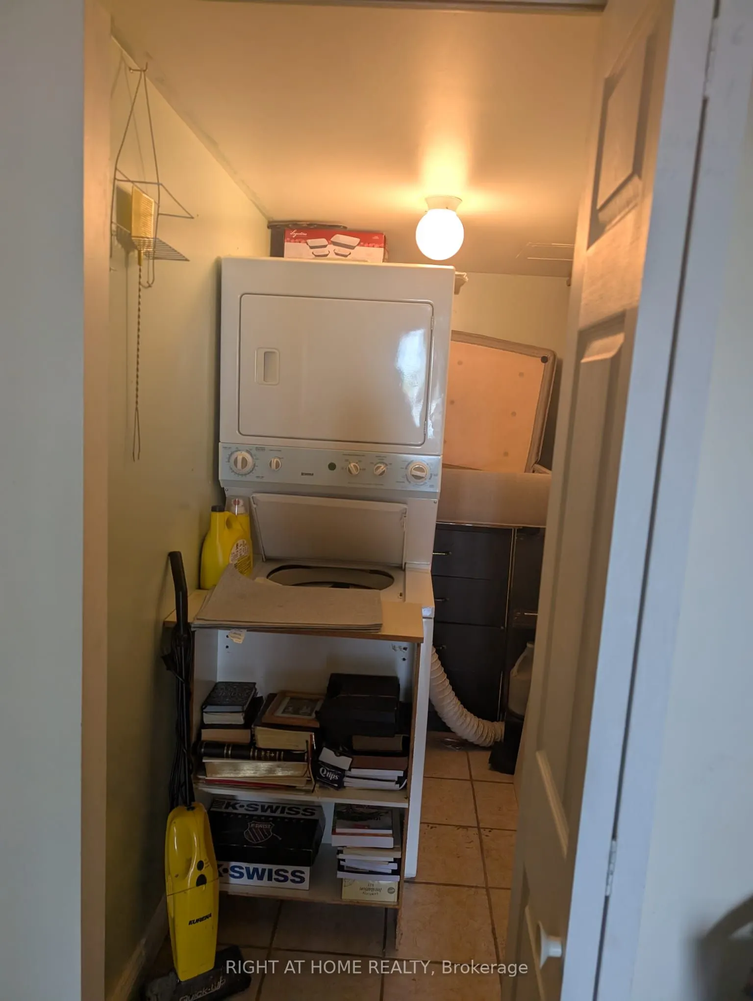 39 KIMBERCROFT Court, #603