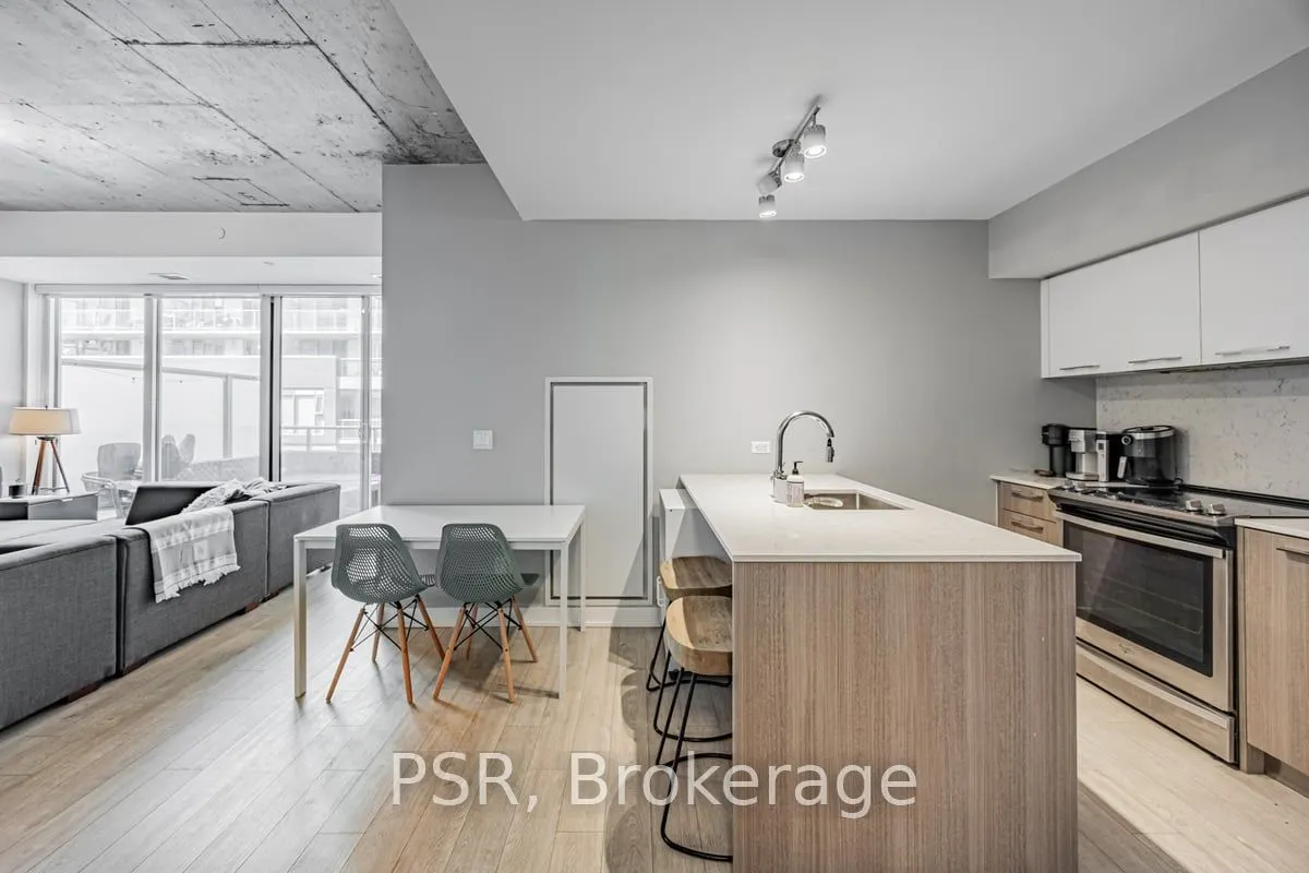 15 Baseball Place, #619