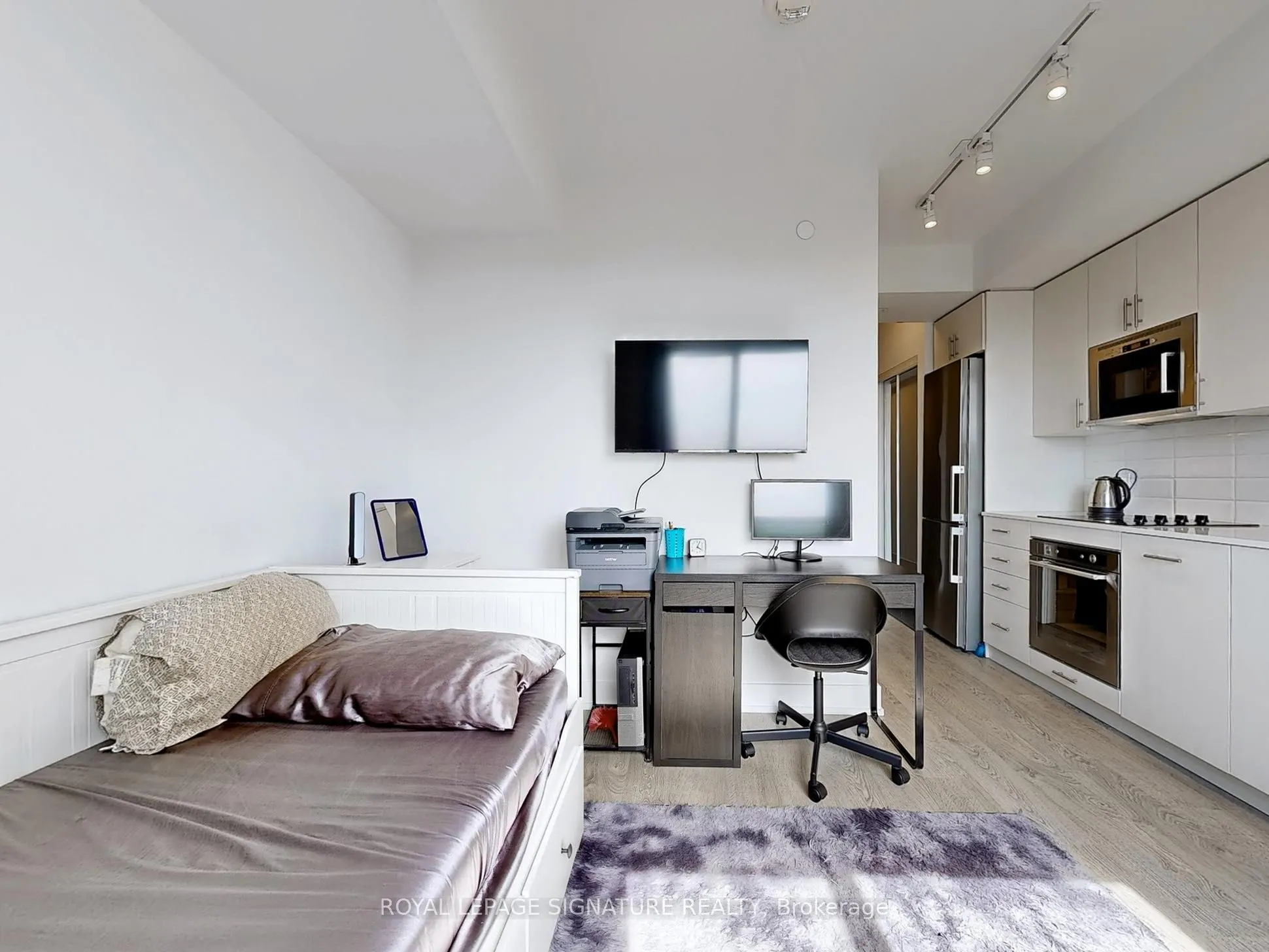 2550 Simcoe Street N, #1103