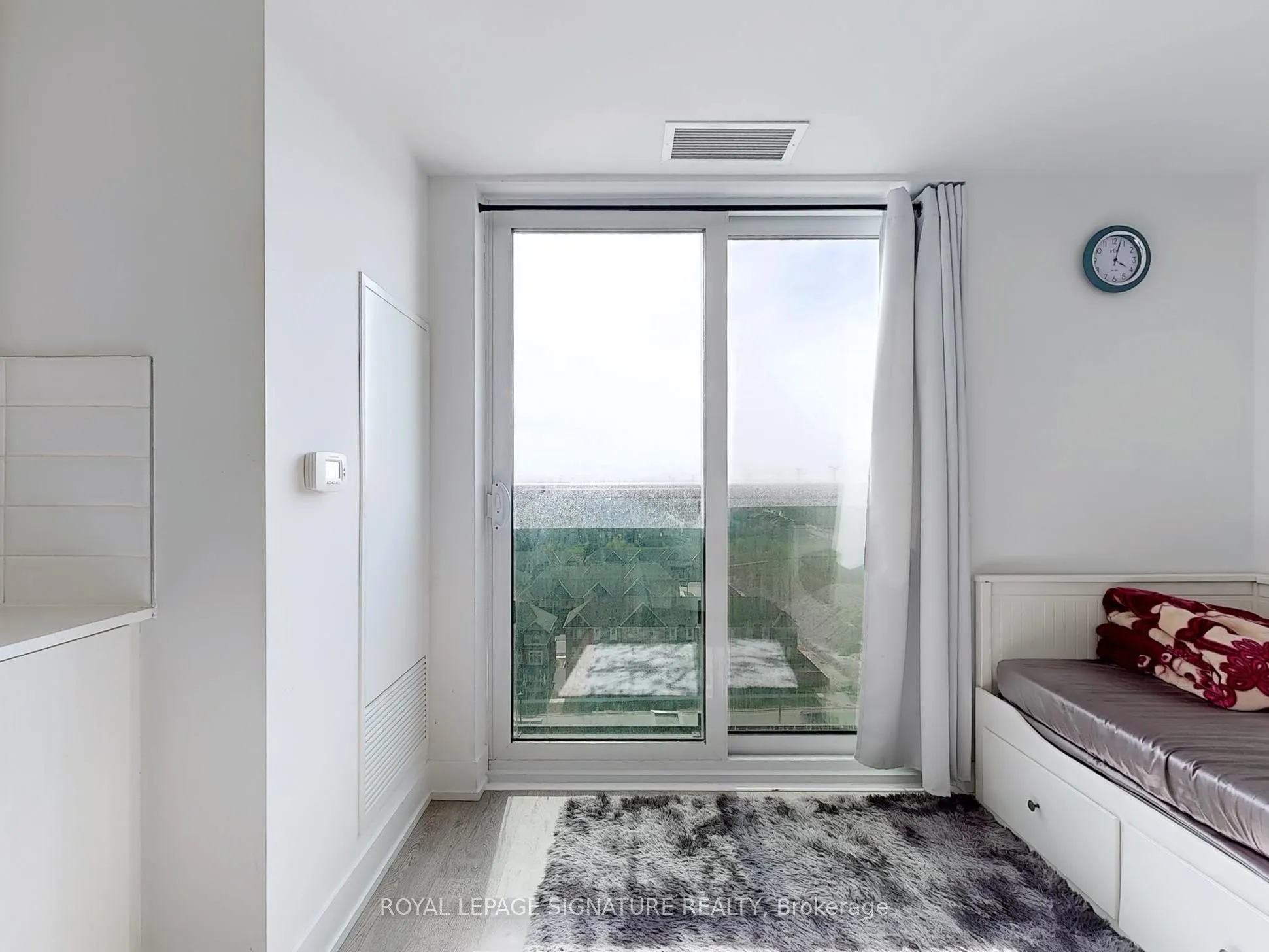 2550 Simcoe Street N, #1103