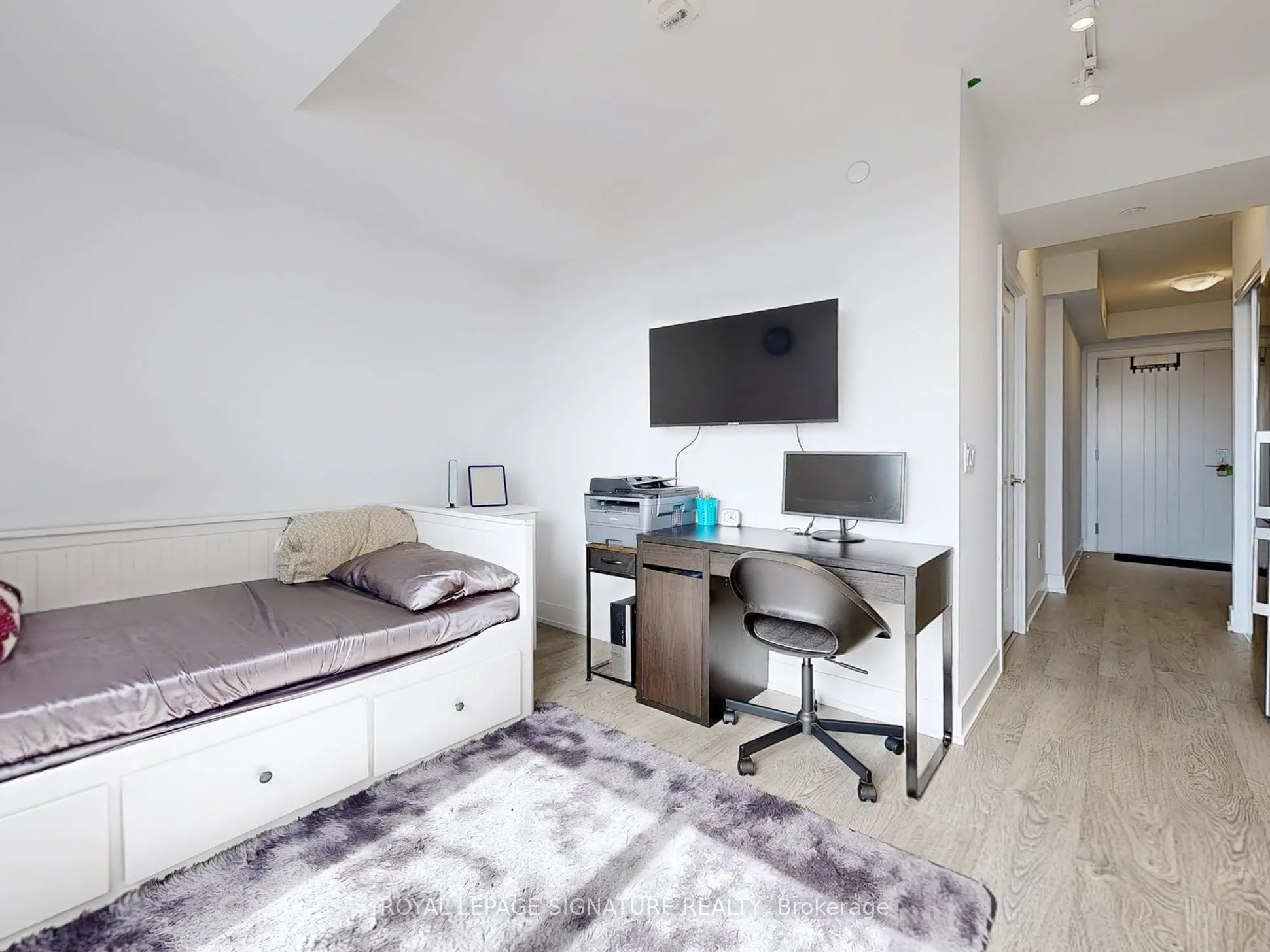 2550 Simcoe Street N, #1103