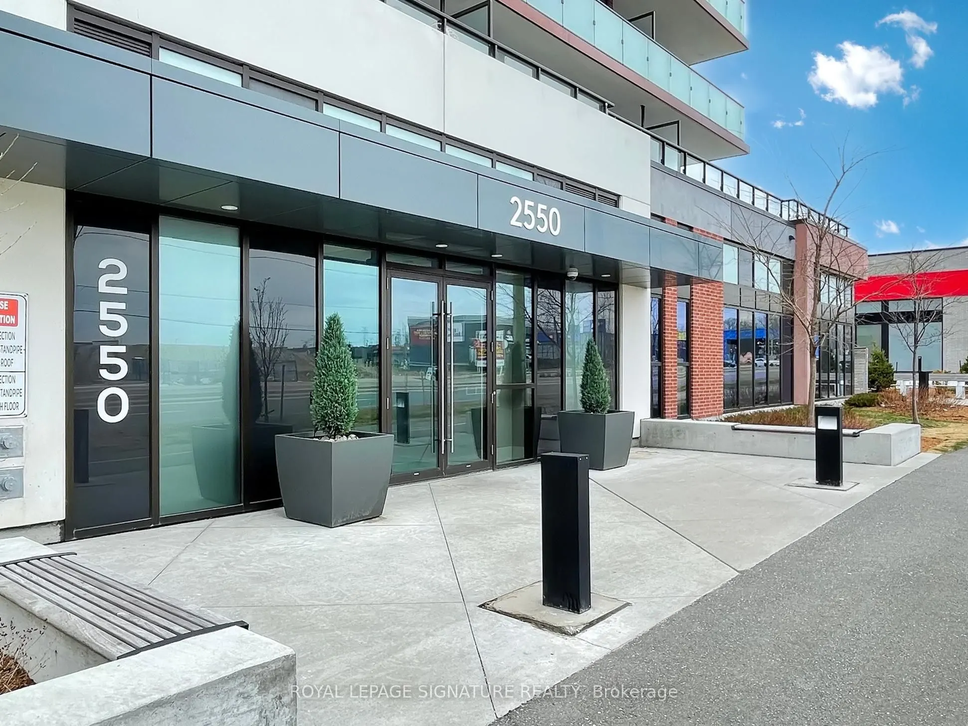2550 Simcoe Street N, #1103