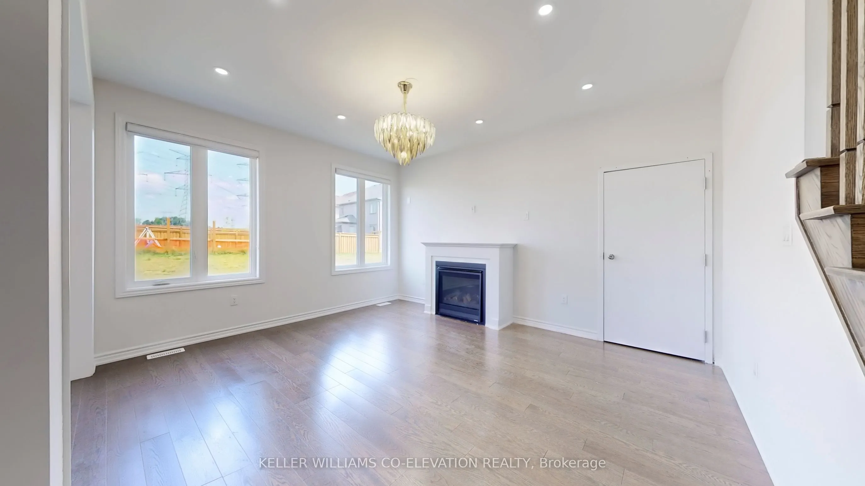 2592 Stallion Drive