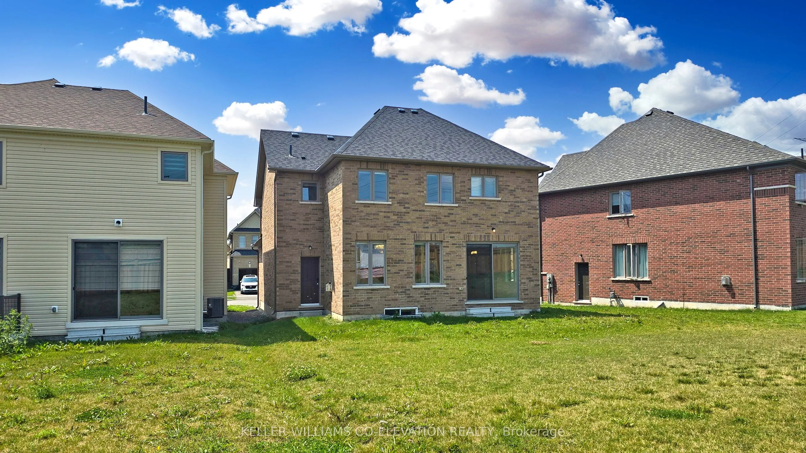 2592 Stallion Drive