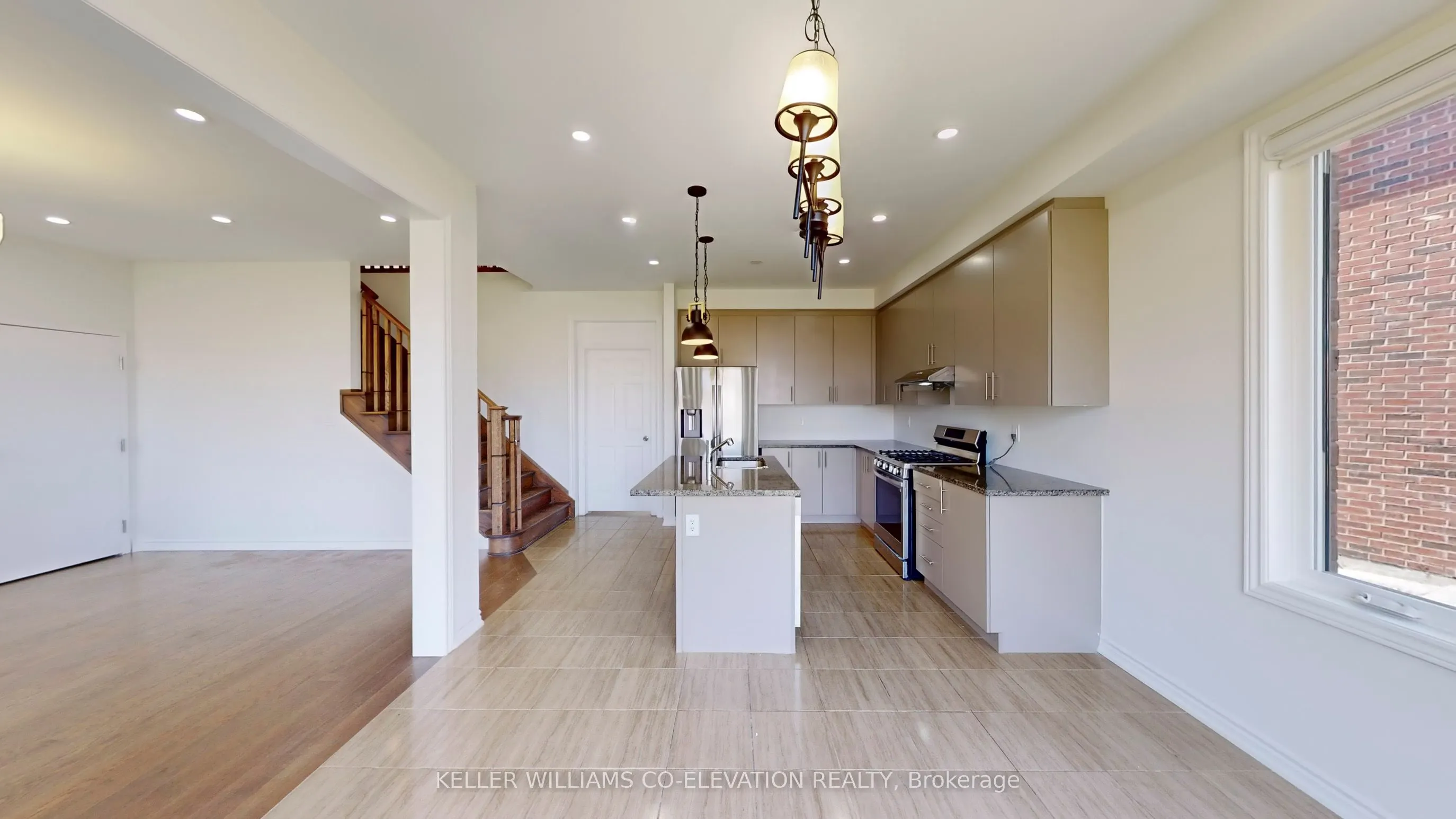 2592 Stallion Drive