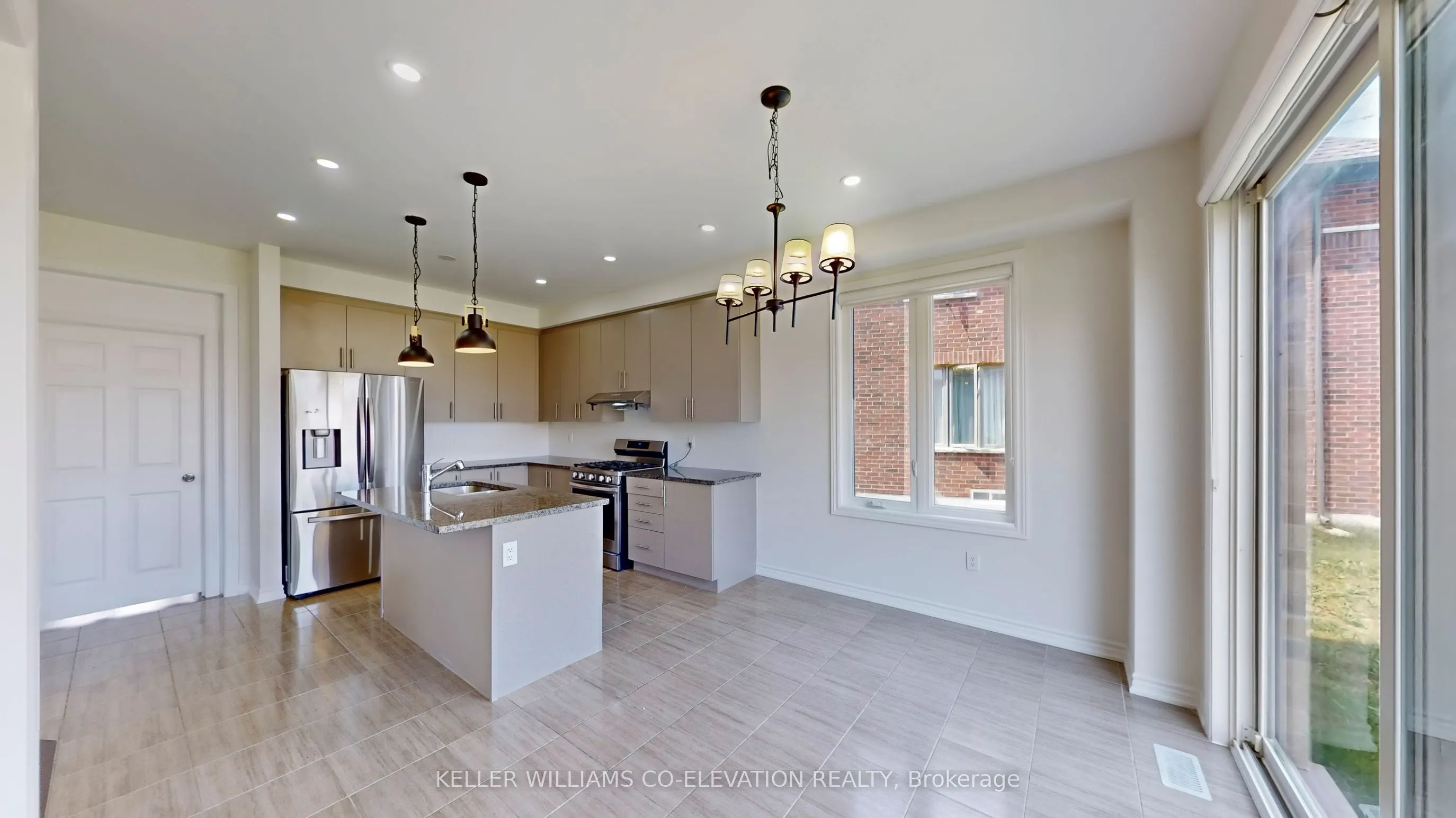 2592 Stallion Drive