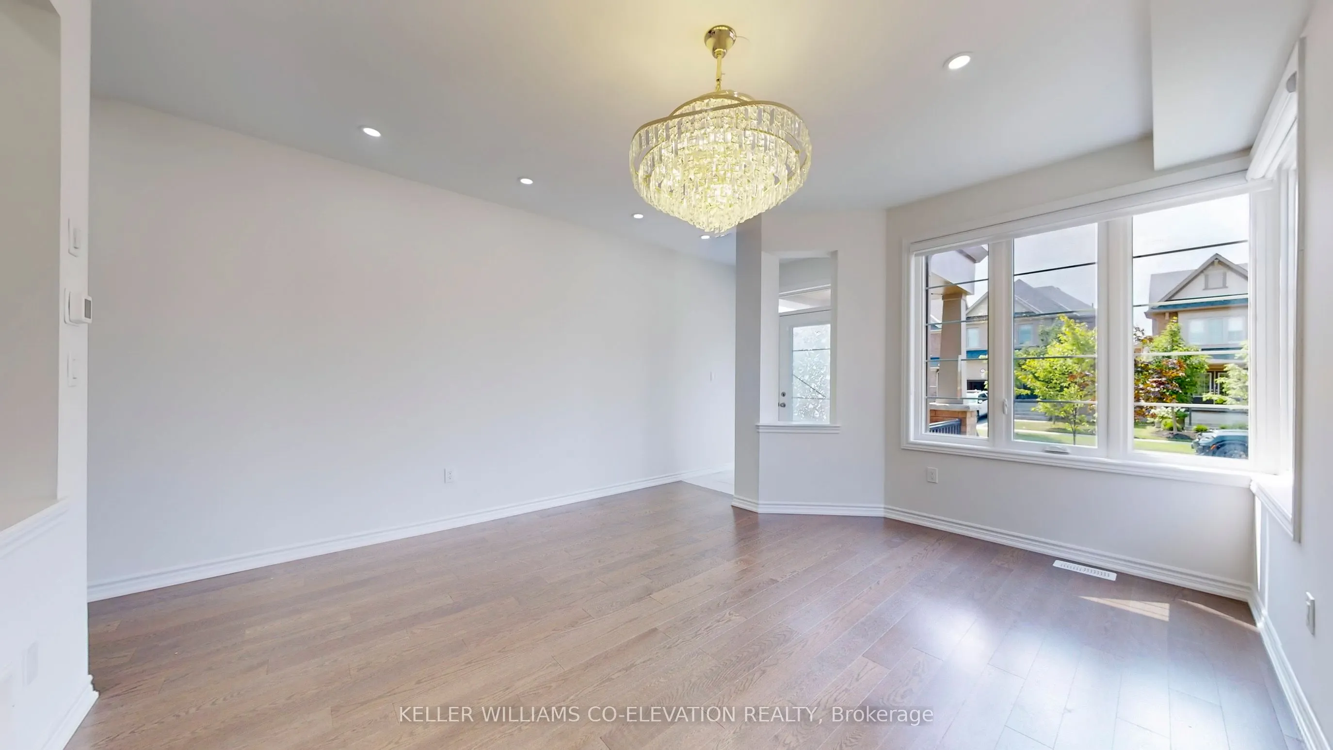 2592 Stallion Drive