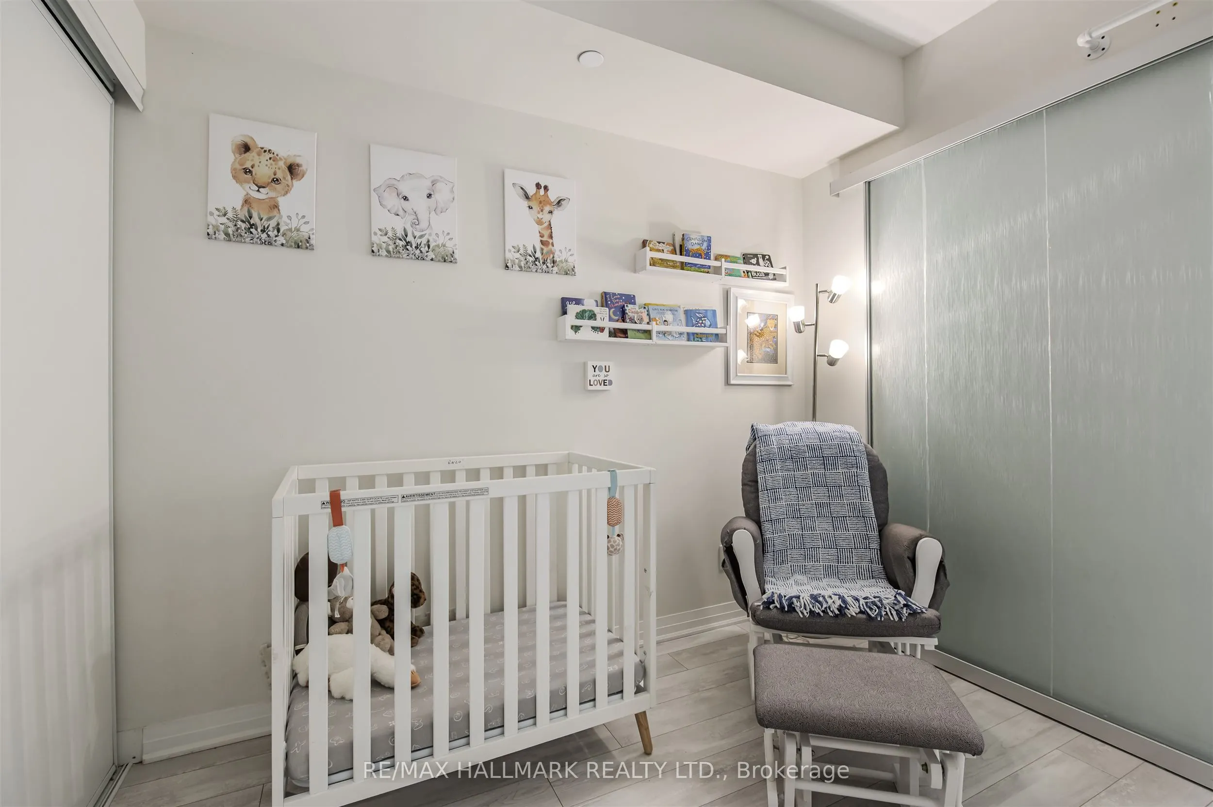 1630 queen Street E, #321