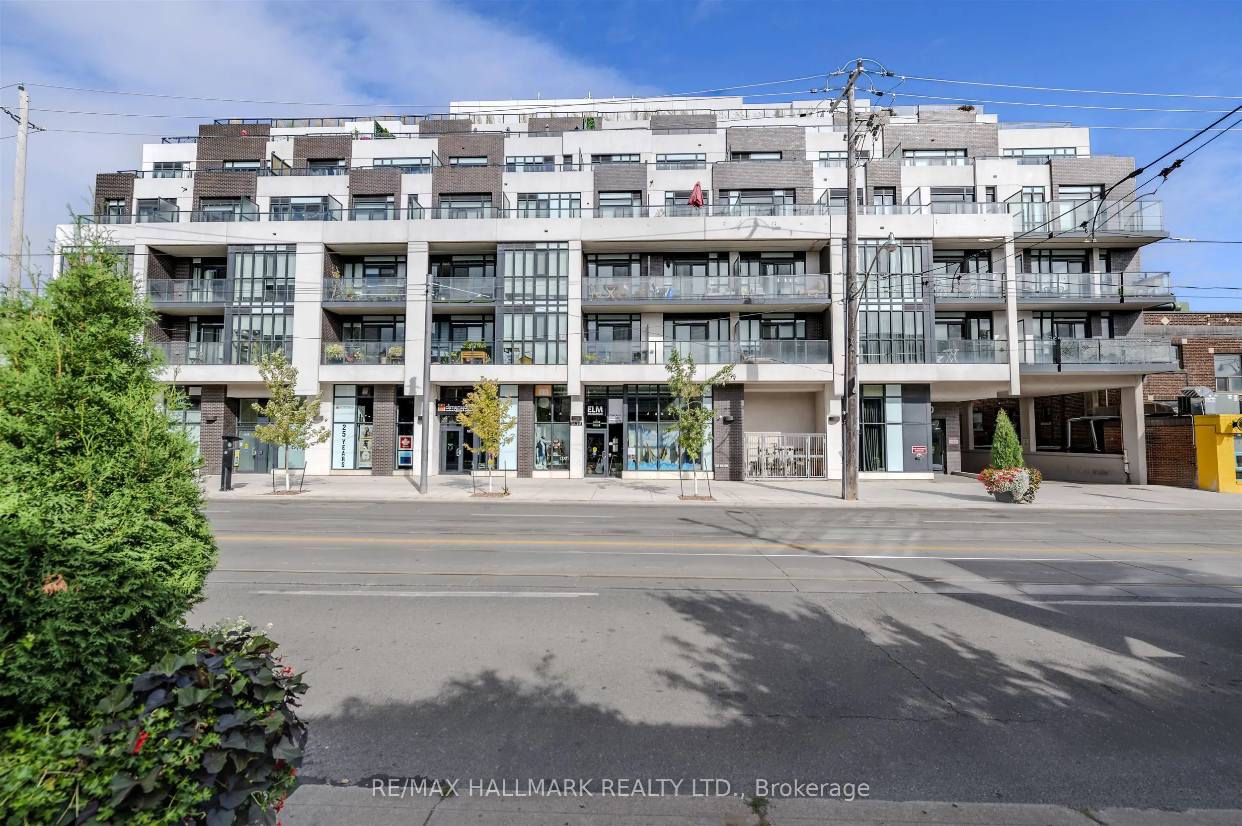 1630 queen Street E, #321