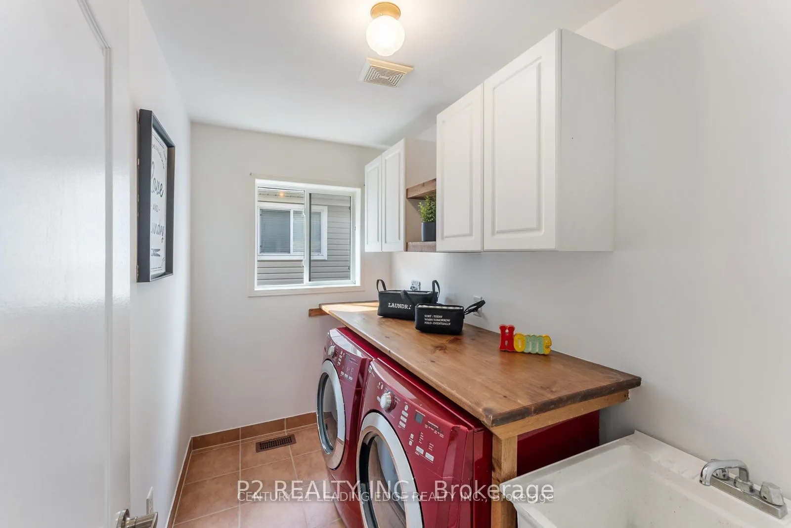8 Parish Avenue