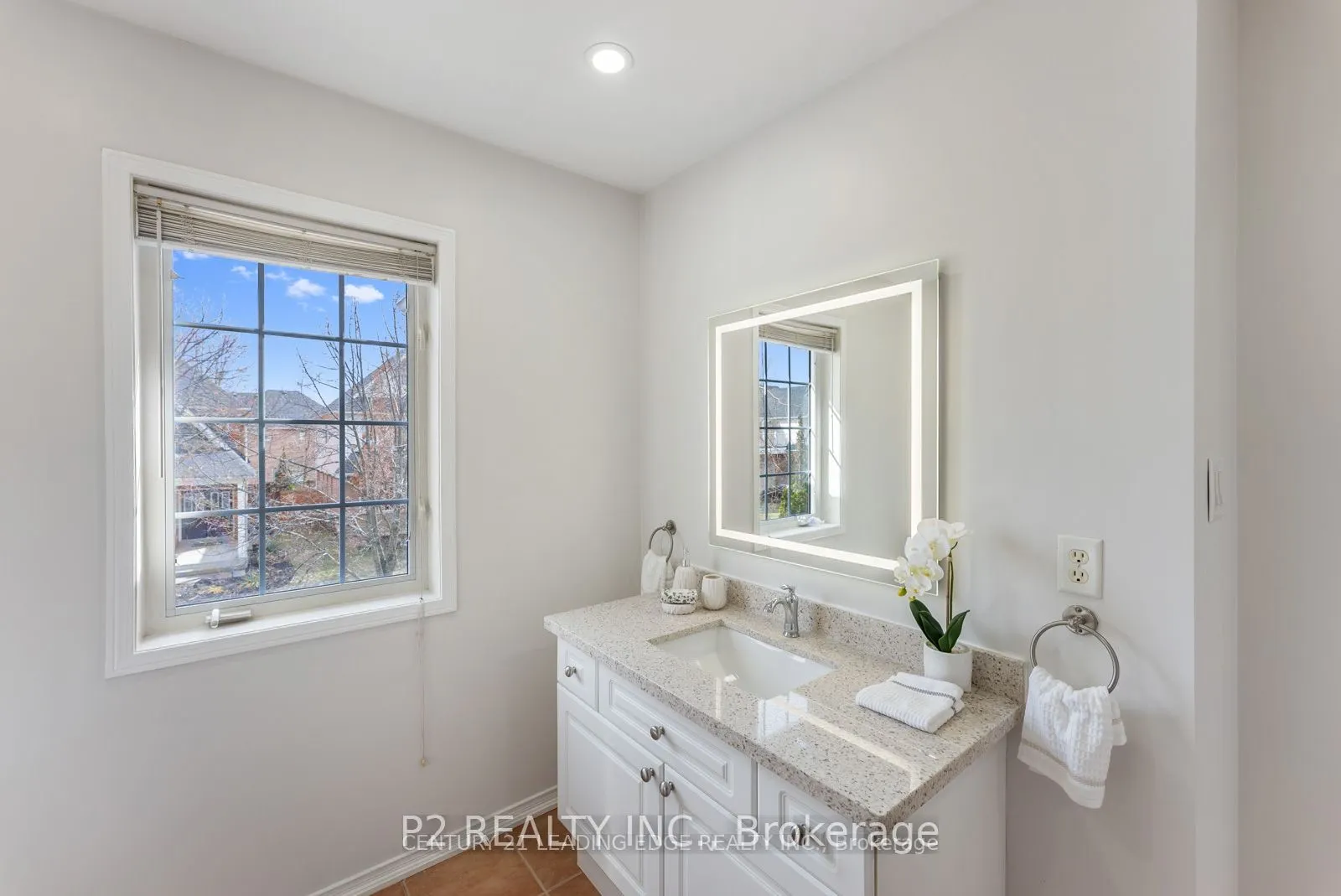 8 Parish Avenue