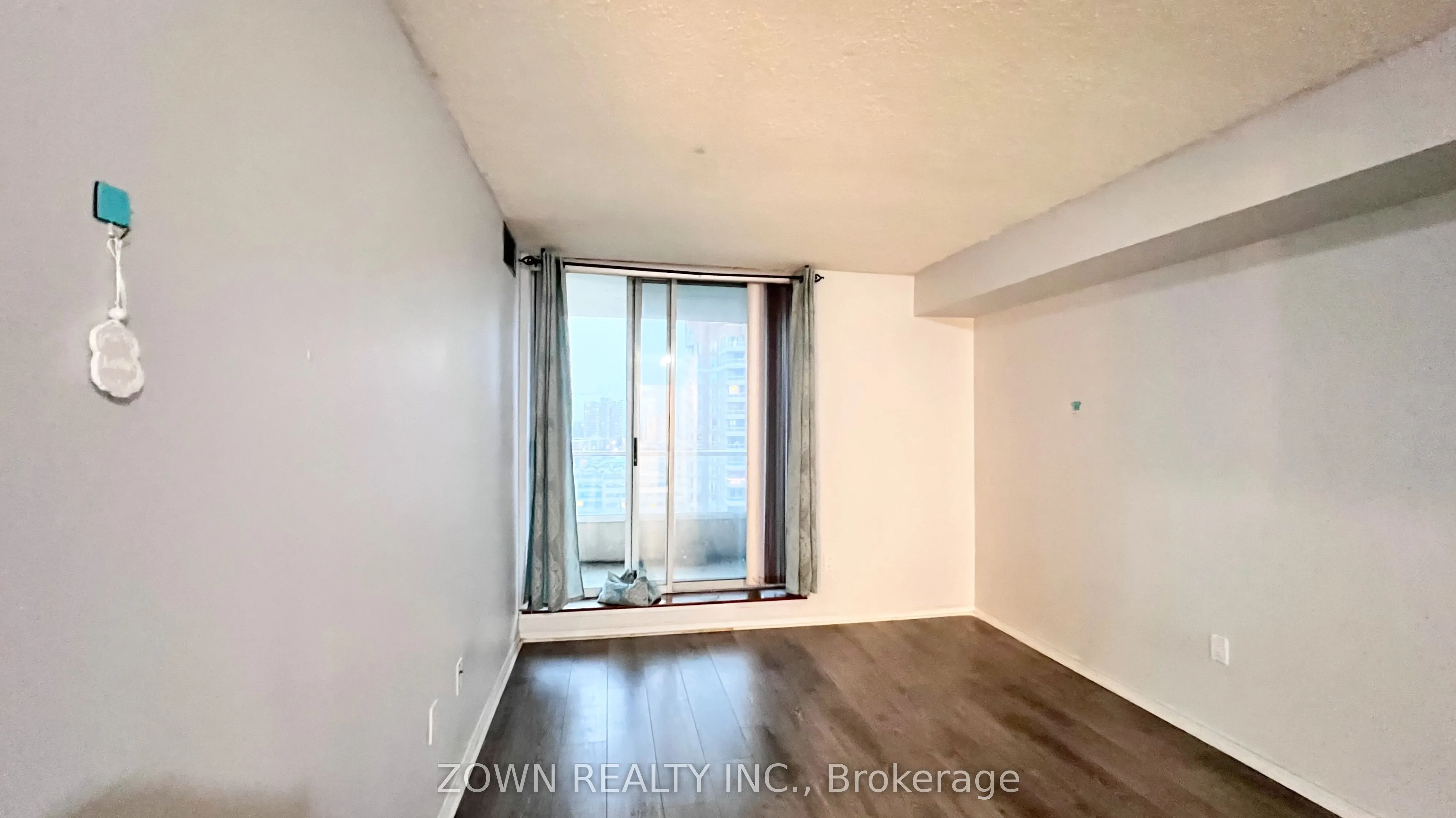 430 Mclevin Avenue, #1608