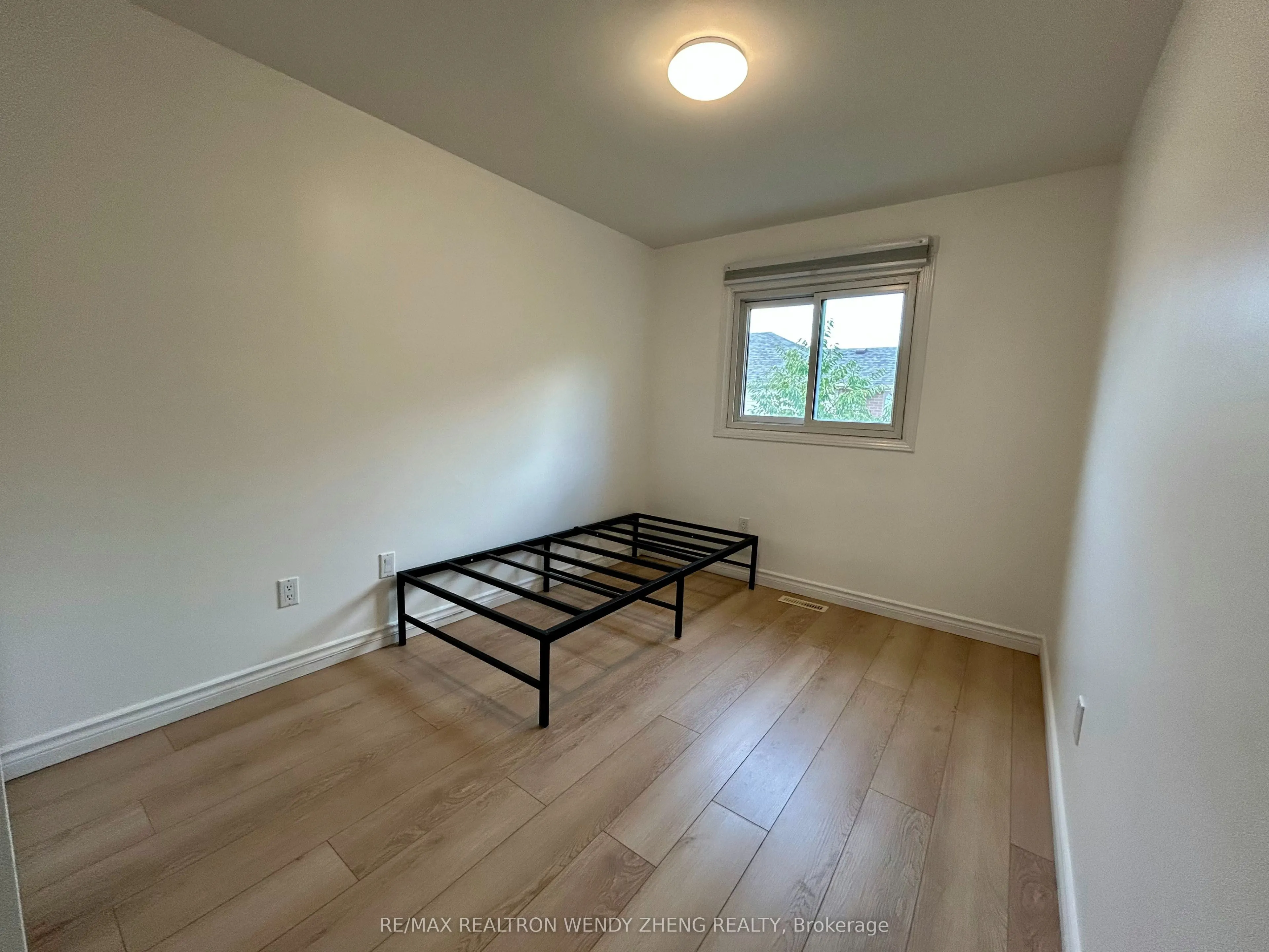 230 Enchanted Hills Crescent