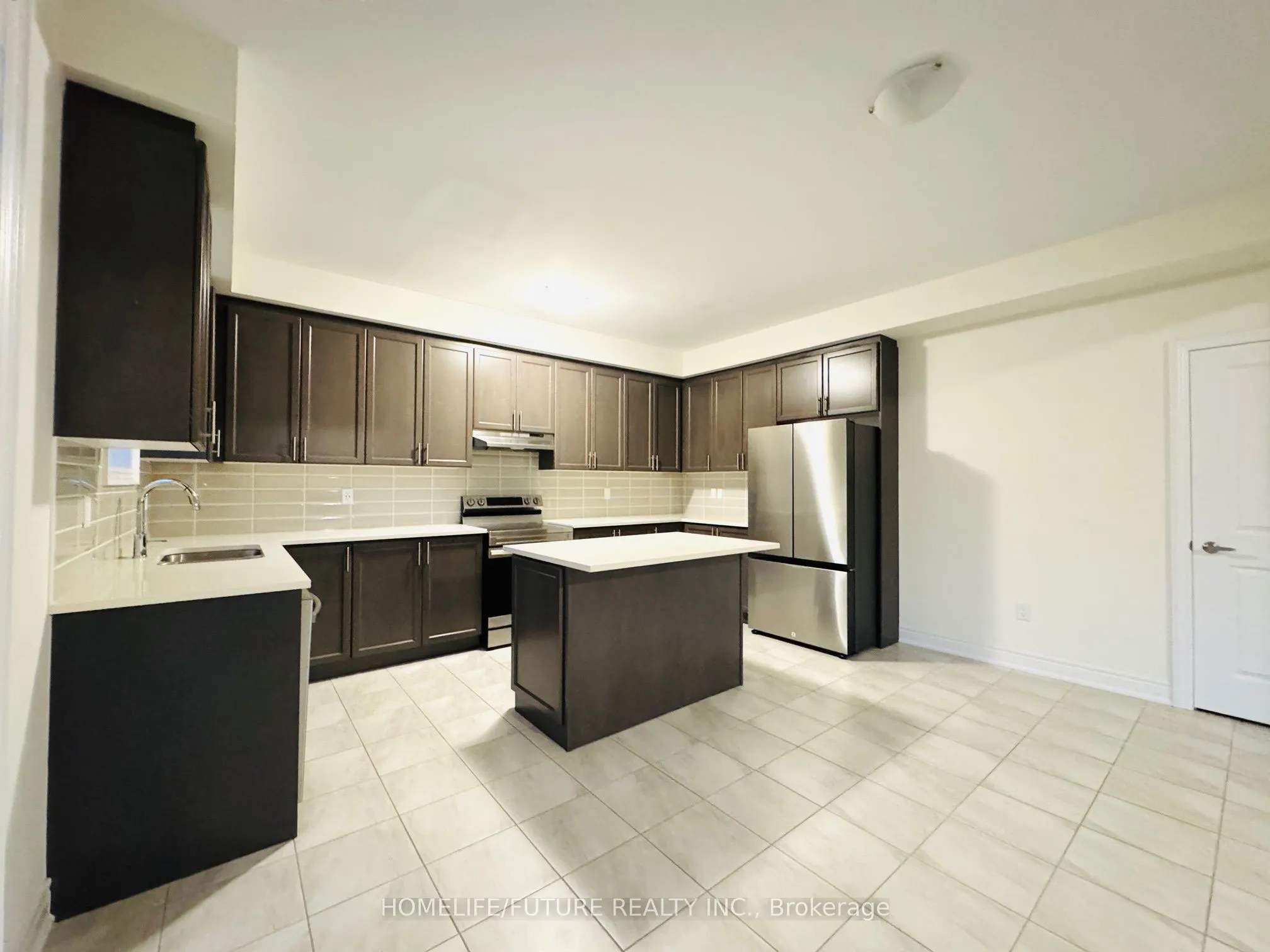 55 WAMSLEY Crescent