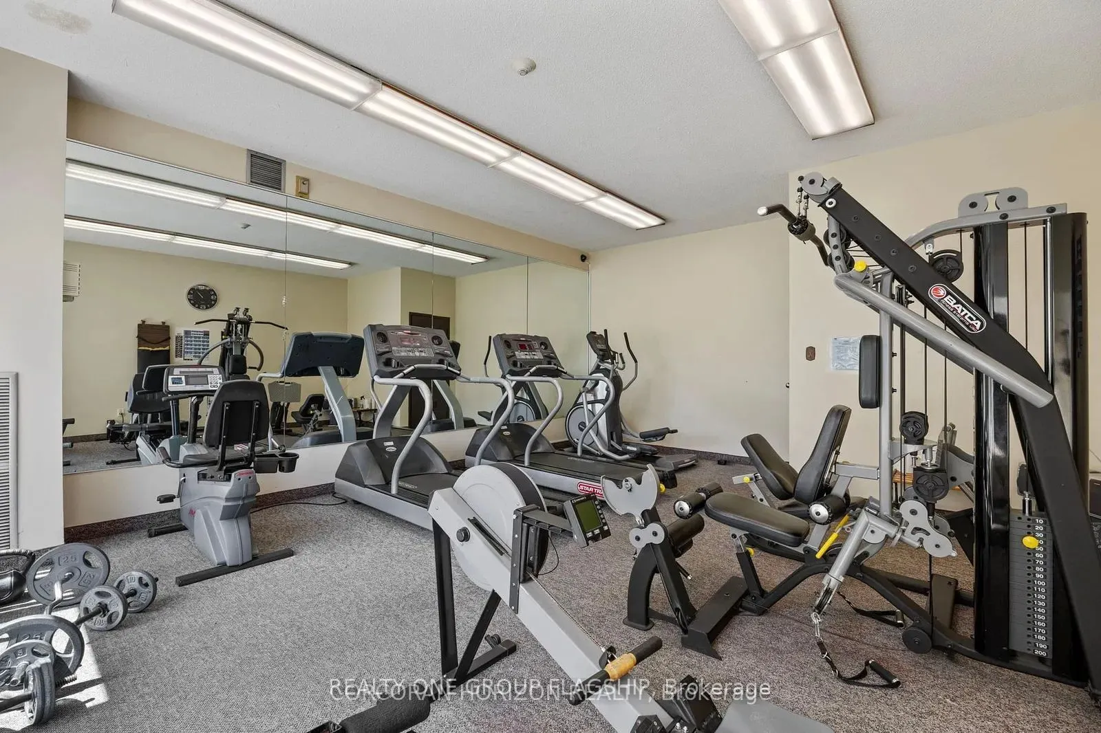 25 Silver Springs Boulevard, #806