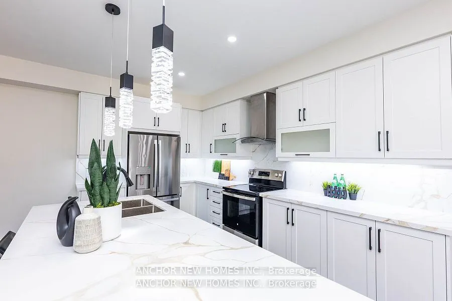 82 Donald Fleming Way, #131