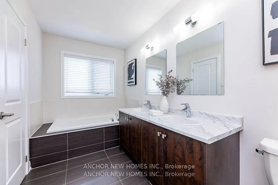 82 Donald Fleming Way, #131