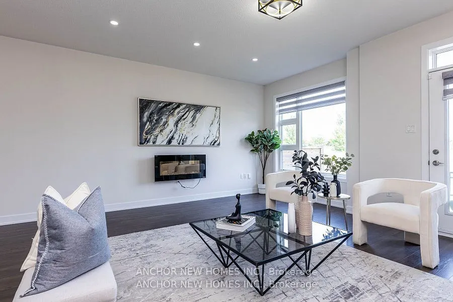 82 Donald Fleming Way, #131