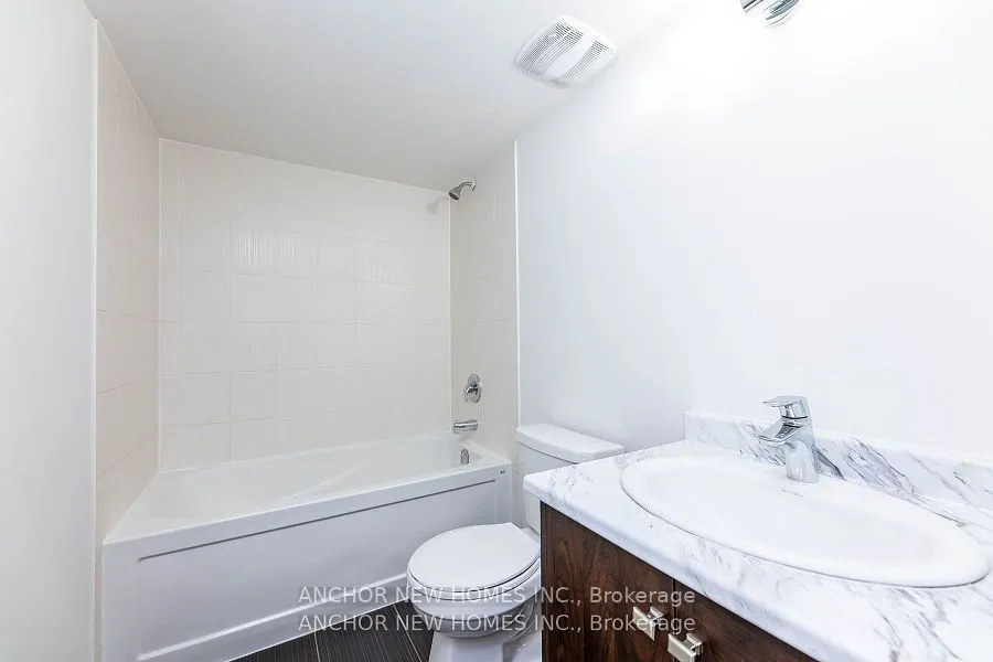 82 Donald Fleming Way, #131