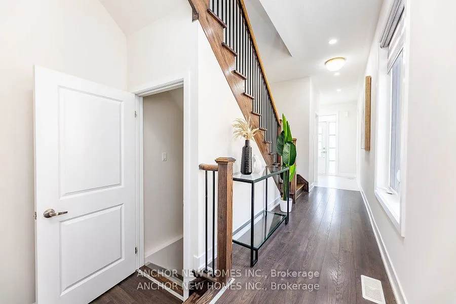 82 Donald Fleming Way, #131