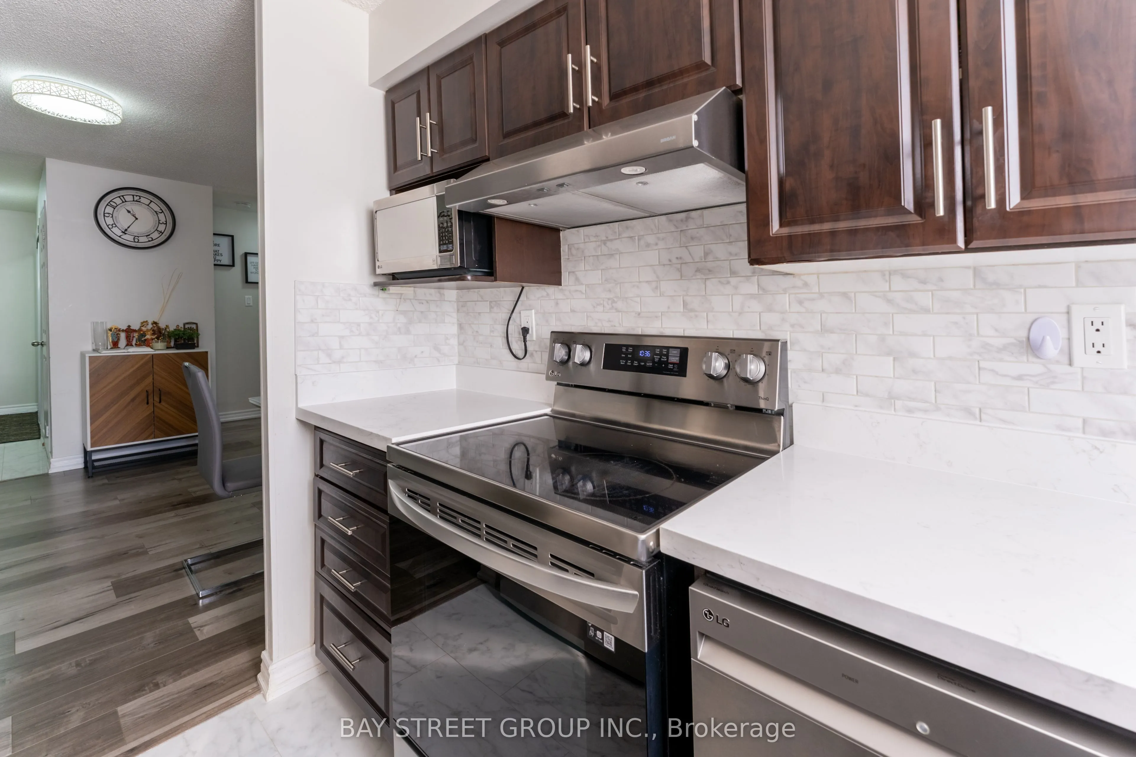 99 Blackwell Avenue, #211