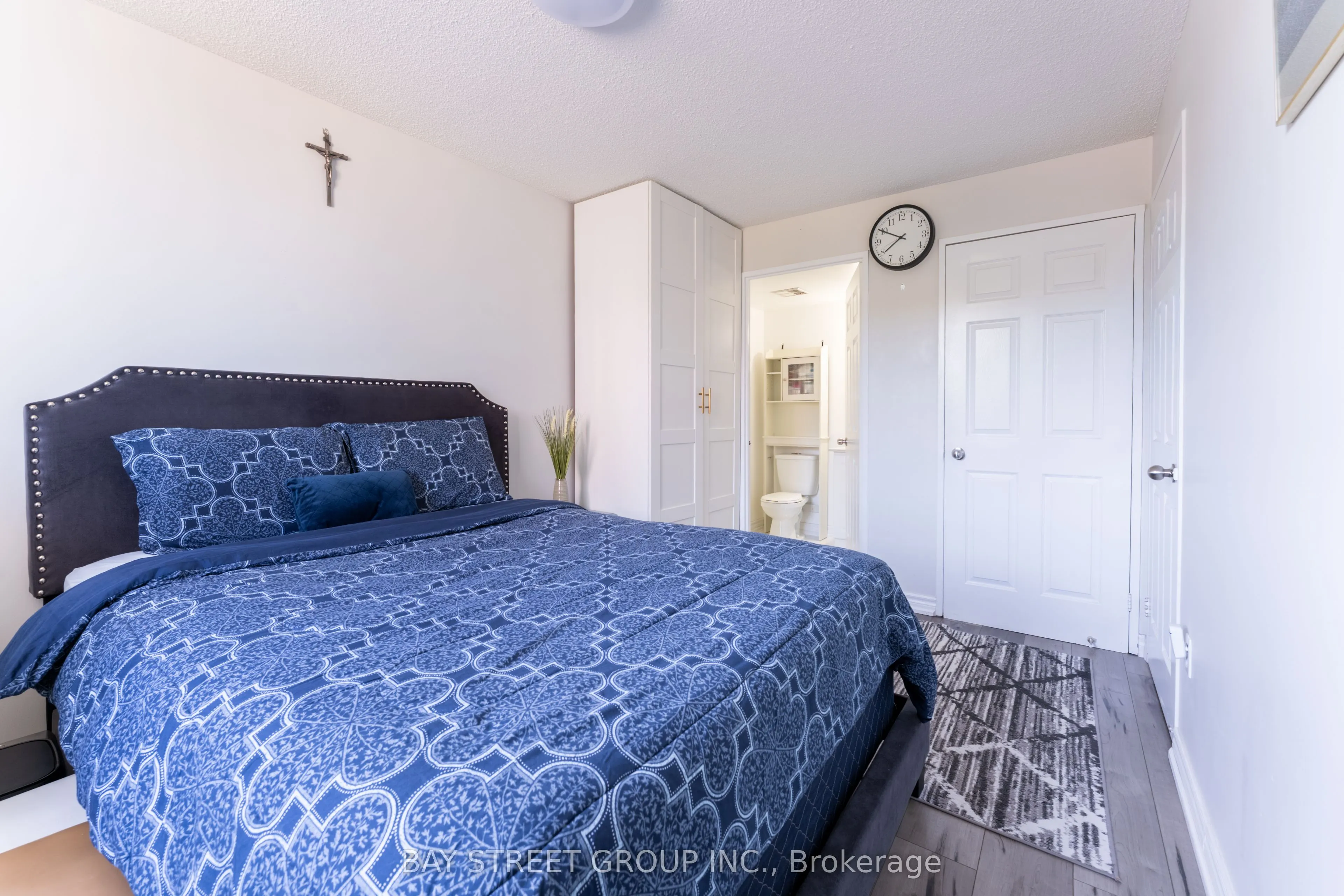 99 Blackwell Avenue, #211